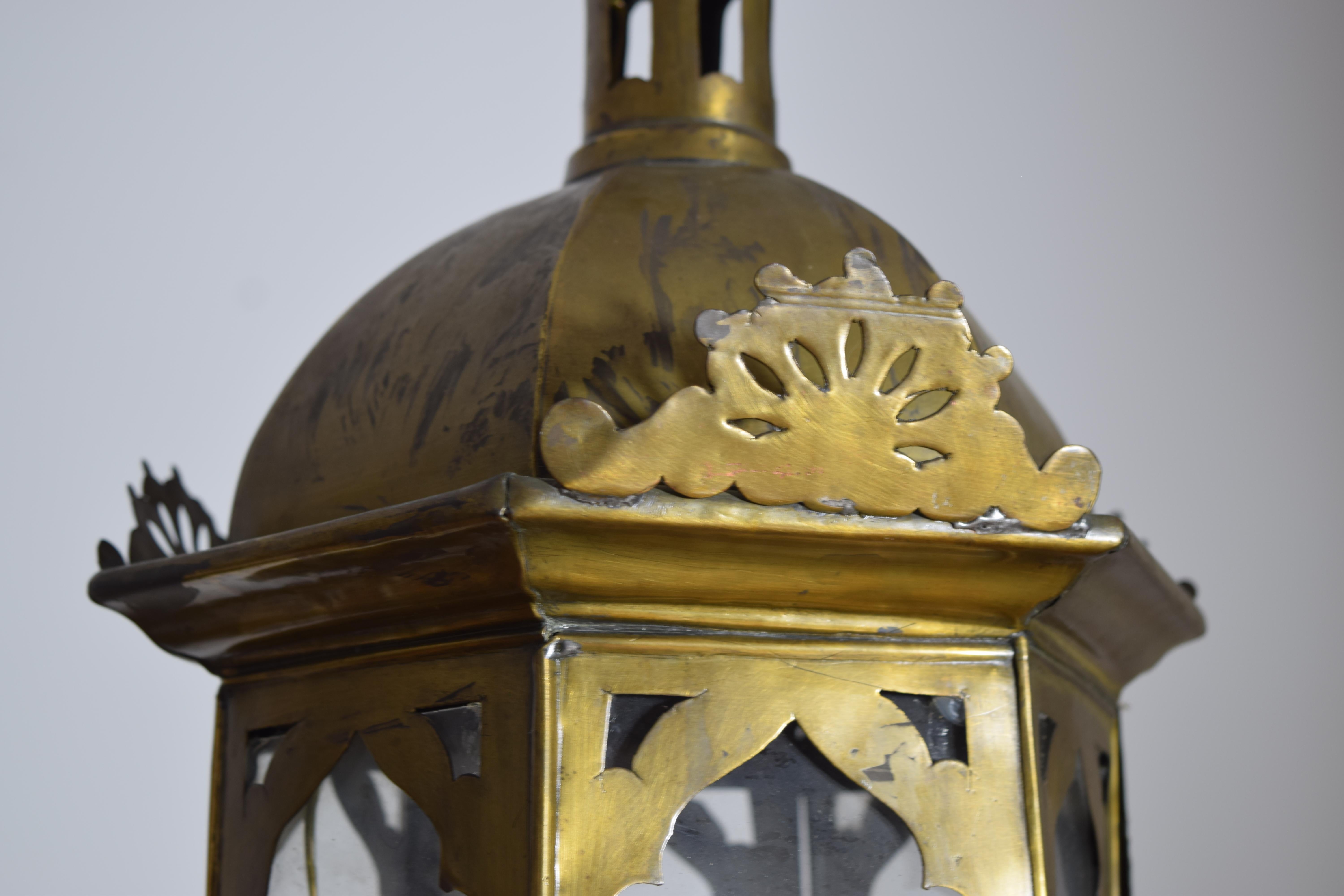 Pair Italian LXIV Period Hexagonal Brass Lanterns, 1st half 18th century For Sale 2