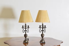 Pareja de candelabros italianos de bronce estilo LXIV como lámparas de sobremesa, S. XIX