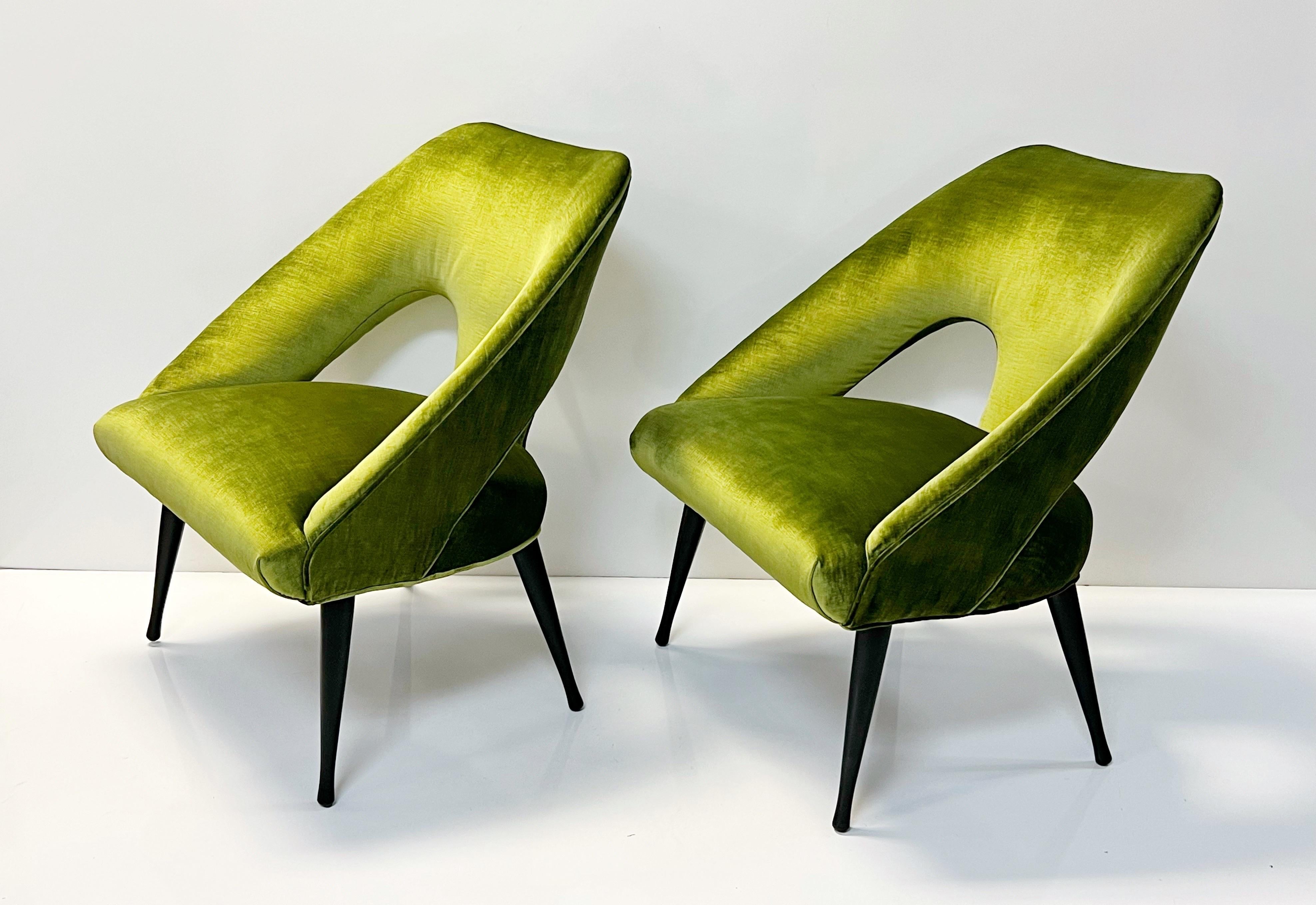 Pair Italian MCM Lounge Chairs in Moss Green Velvet, 1950s 2