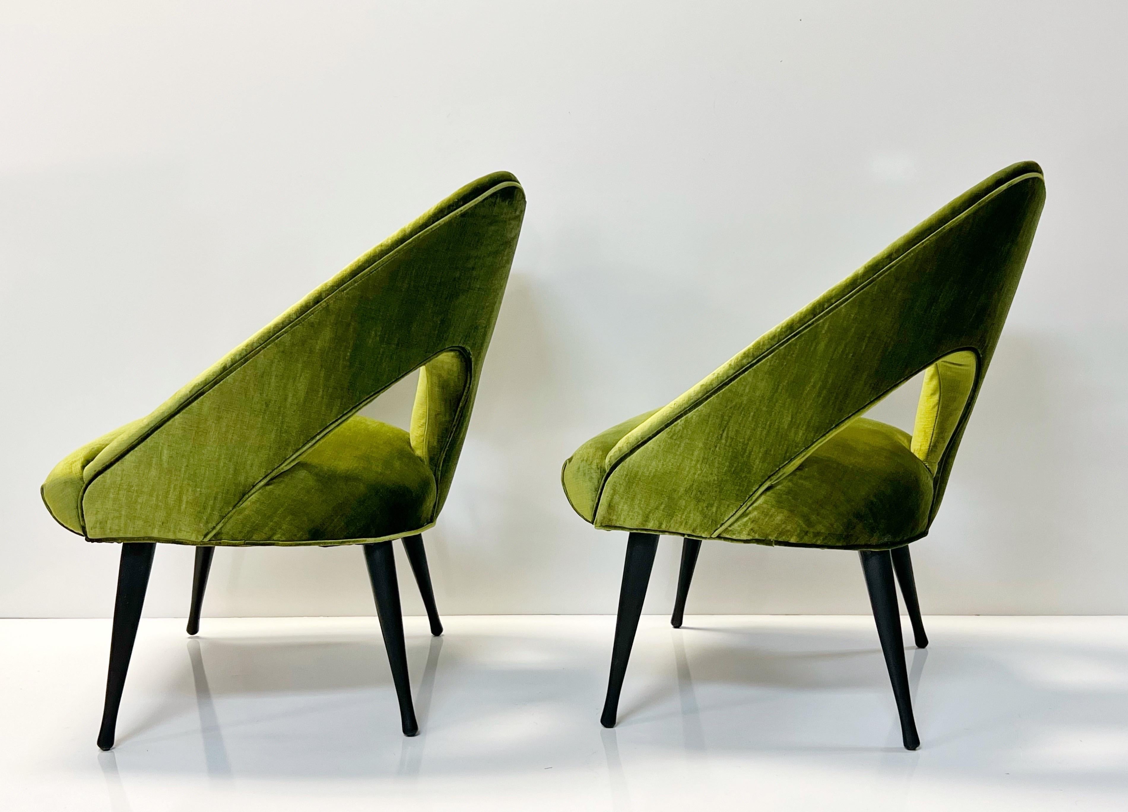 Pair Italian MCM Lounge Chairs in Moss Green Velvet, 1950s 4