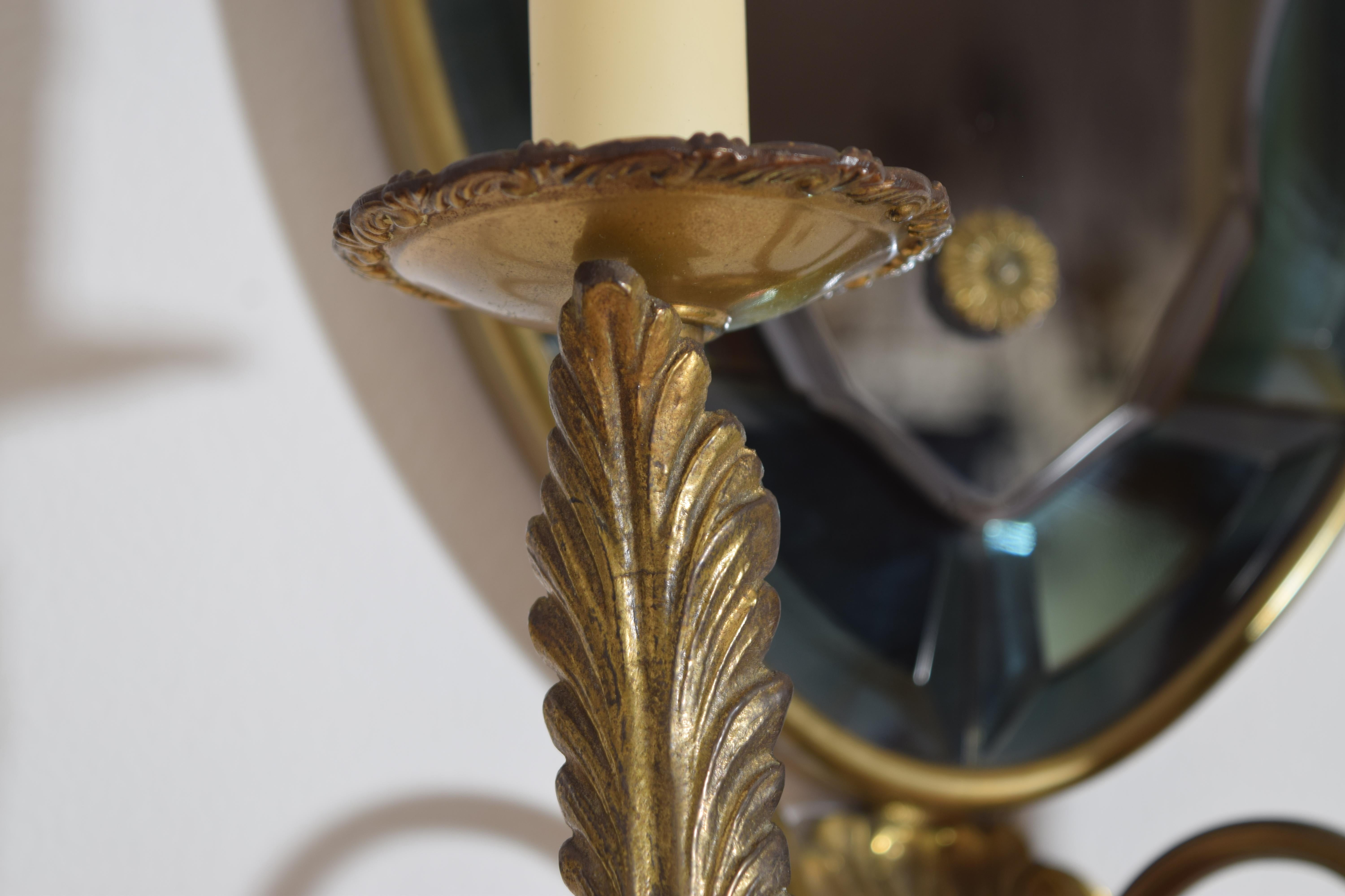 Pair Italian Mid Century Brass and Beveled Glass 2-Arm Sconces For Sale 3