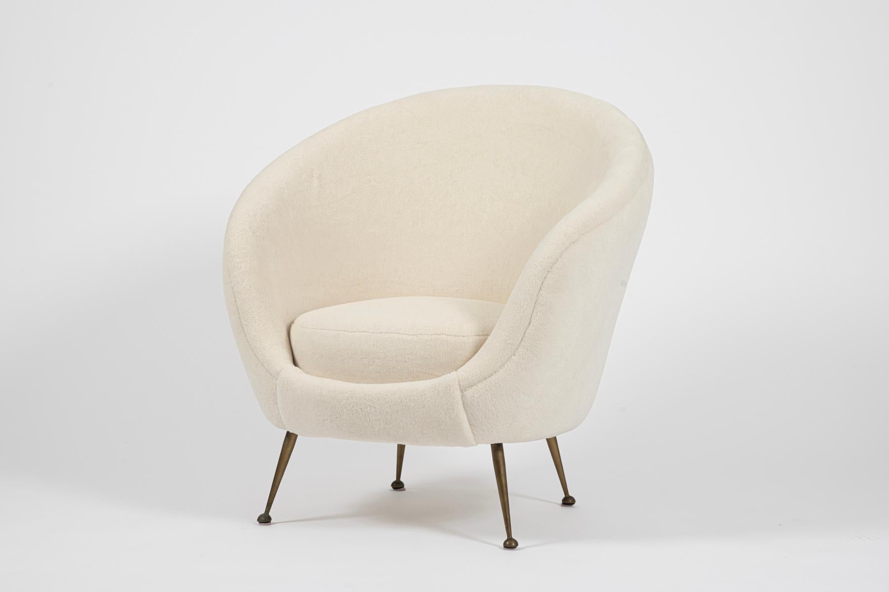 Loungesessel von Federico Munari. Italien um 1950 (Messing) im Angebot