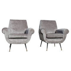 Graue italienische Sessel aus der Mitte des Jahrhunderts Gigi Radice für Minotti, 1950er Jahre, Paar
