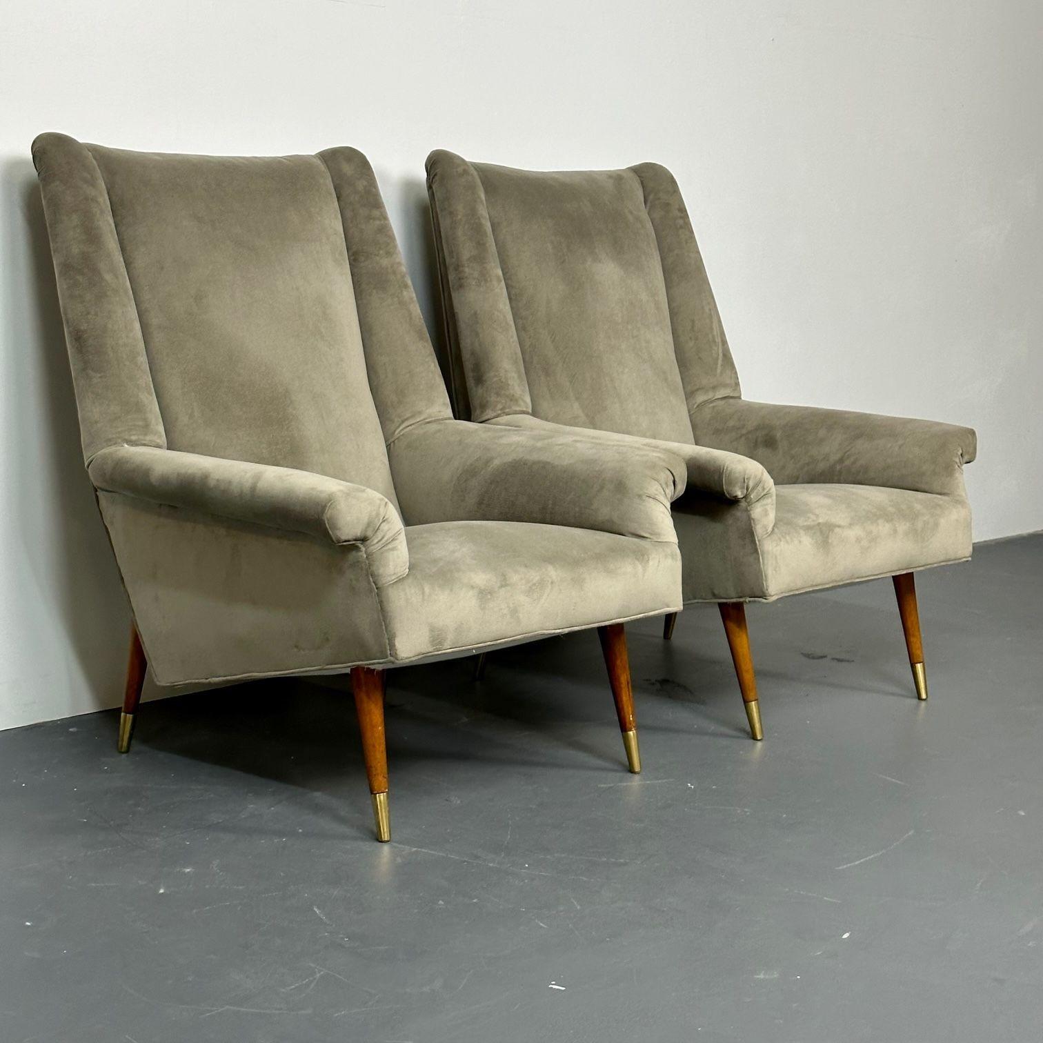 Gio Ponti Style, Mid-Century Modern, Wingback Chairs, Grey Velvet, Wood, 1950s In Good Condition In Stamford, CT