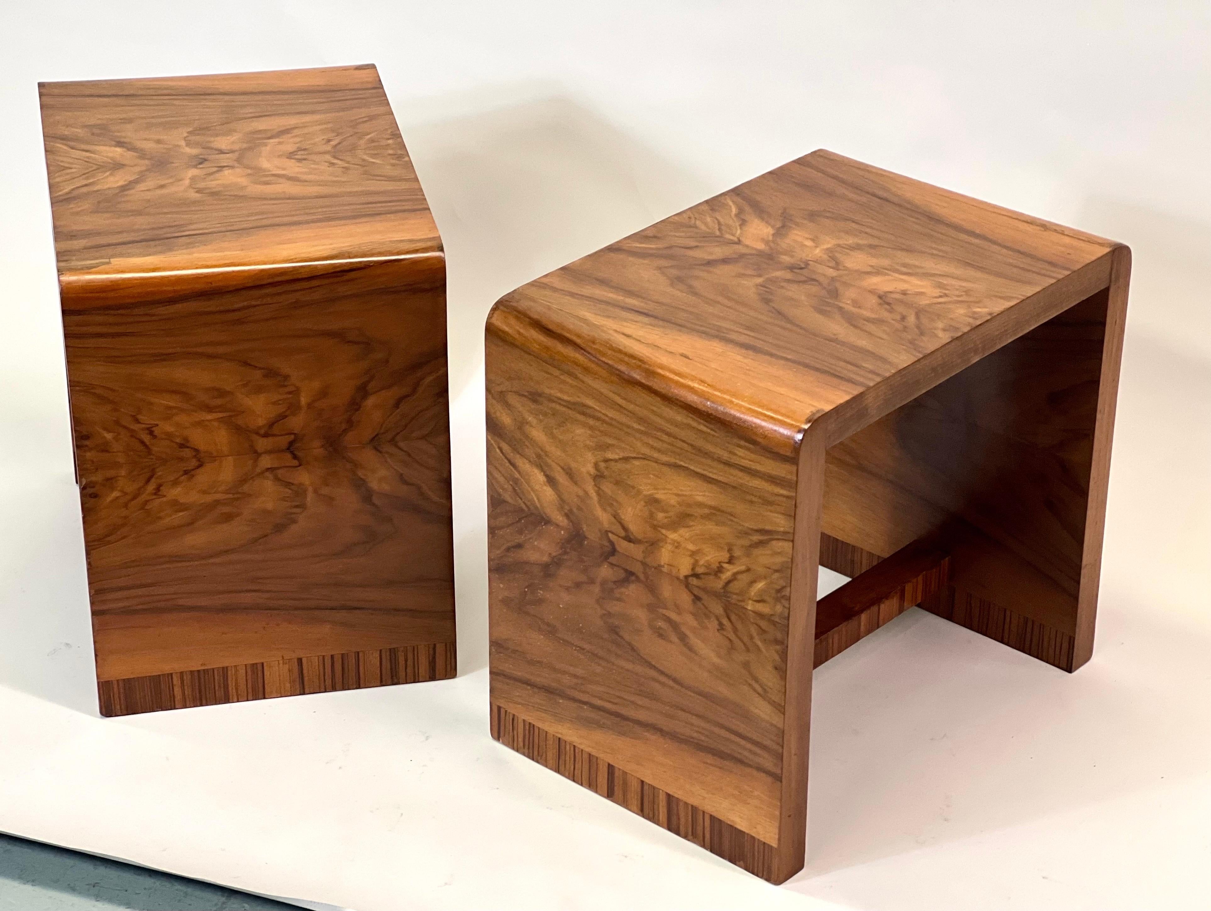 Pair Italian Mid-century Modern Rationalist Elm Wood Benches, Giuseppe Pagano  In Good Condition For Sale In New York, NY