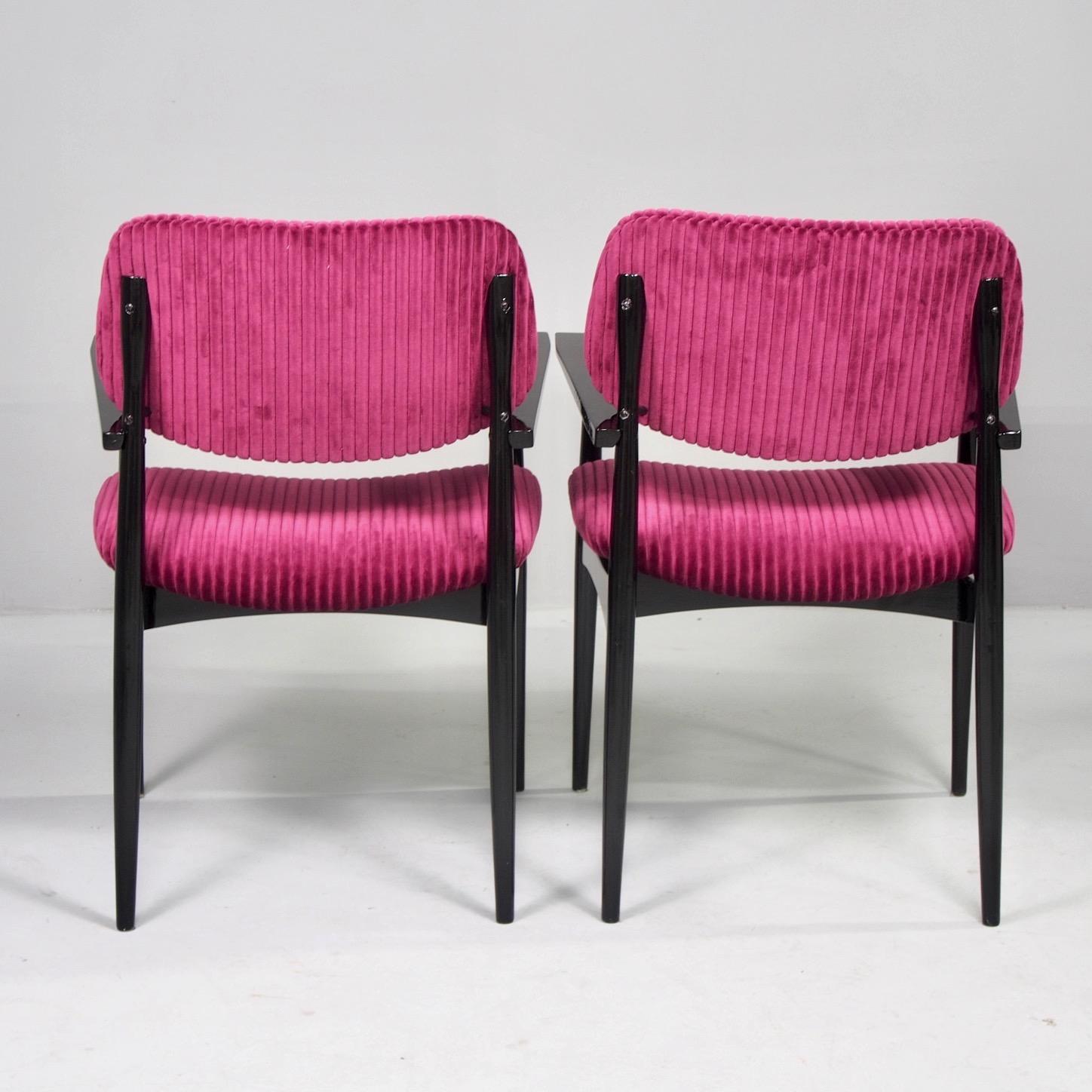 Pair of Italian Midcentury Side Chairs with New Ribbed Velvet Upholstery For Sale 5