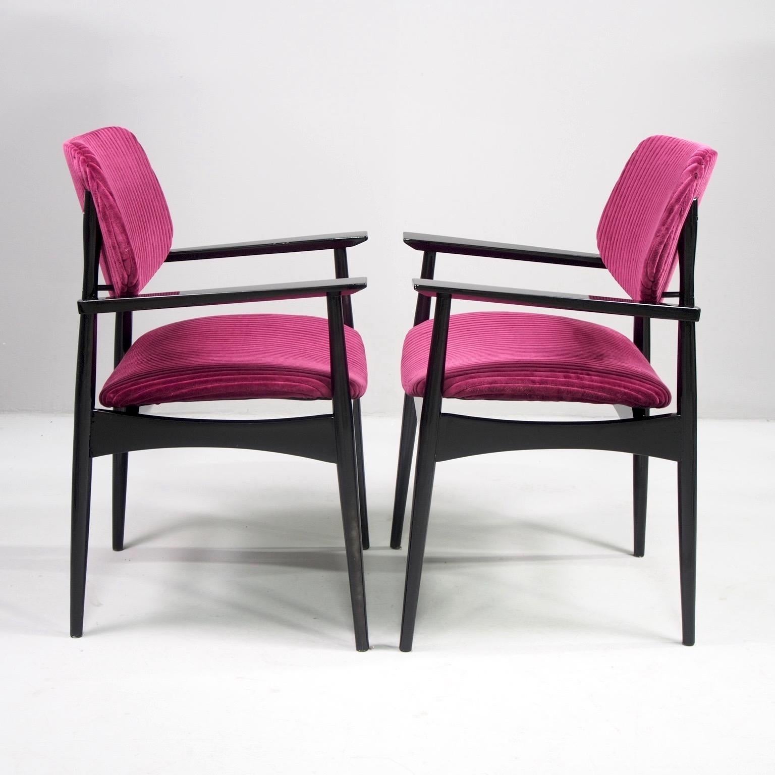 Pair of Italian Midcentury Side Chairs with New Ribbed Velvet Upholstery For Sale 3