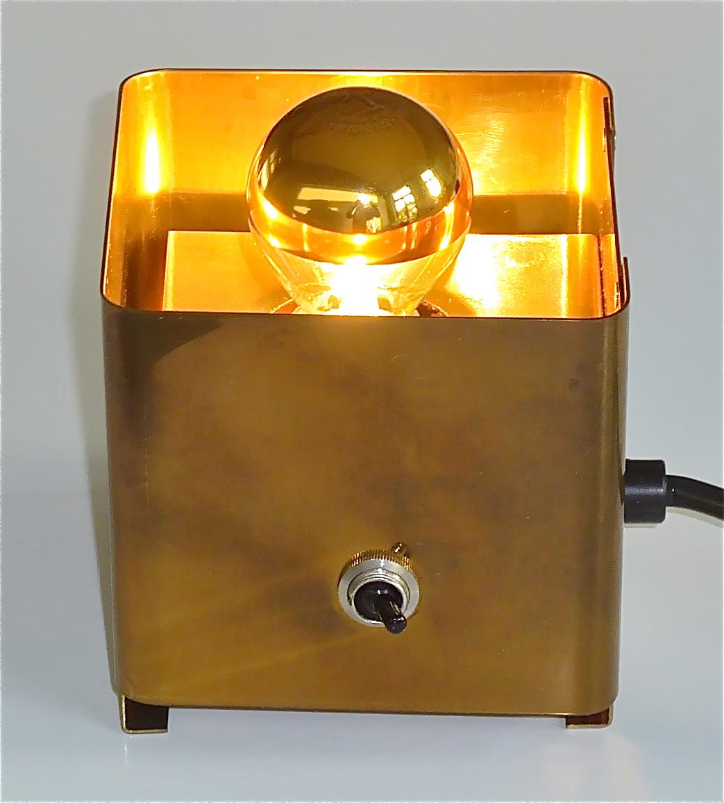 Patinated Pair Italian Midcentury Brass Cube Table Lamps Sarfatti Sciolari Style 1960s 70s For Sale