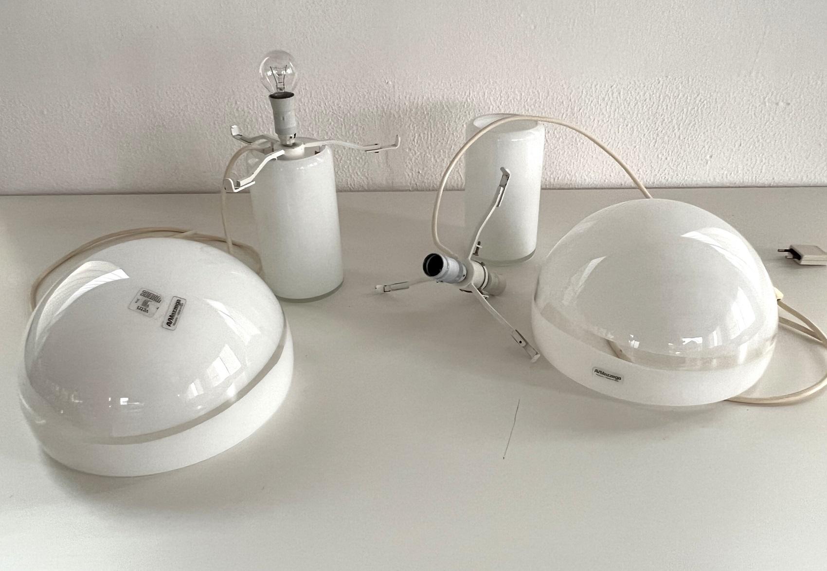 Pair Italian Midcentury Mazzega Mushroom Table lamps in White Murano Glass For Sale 7