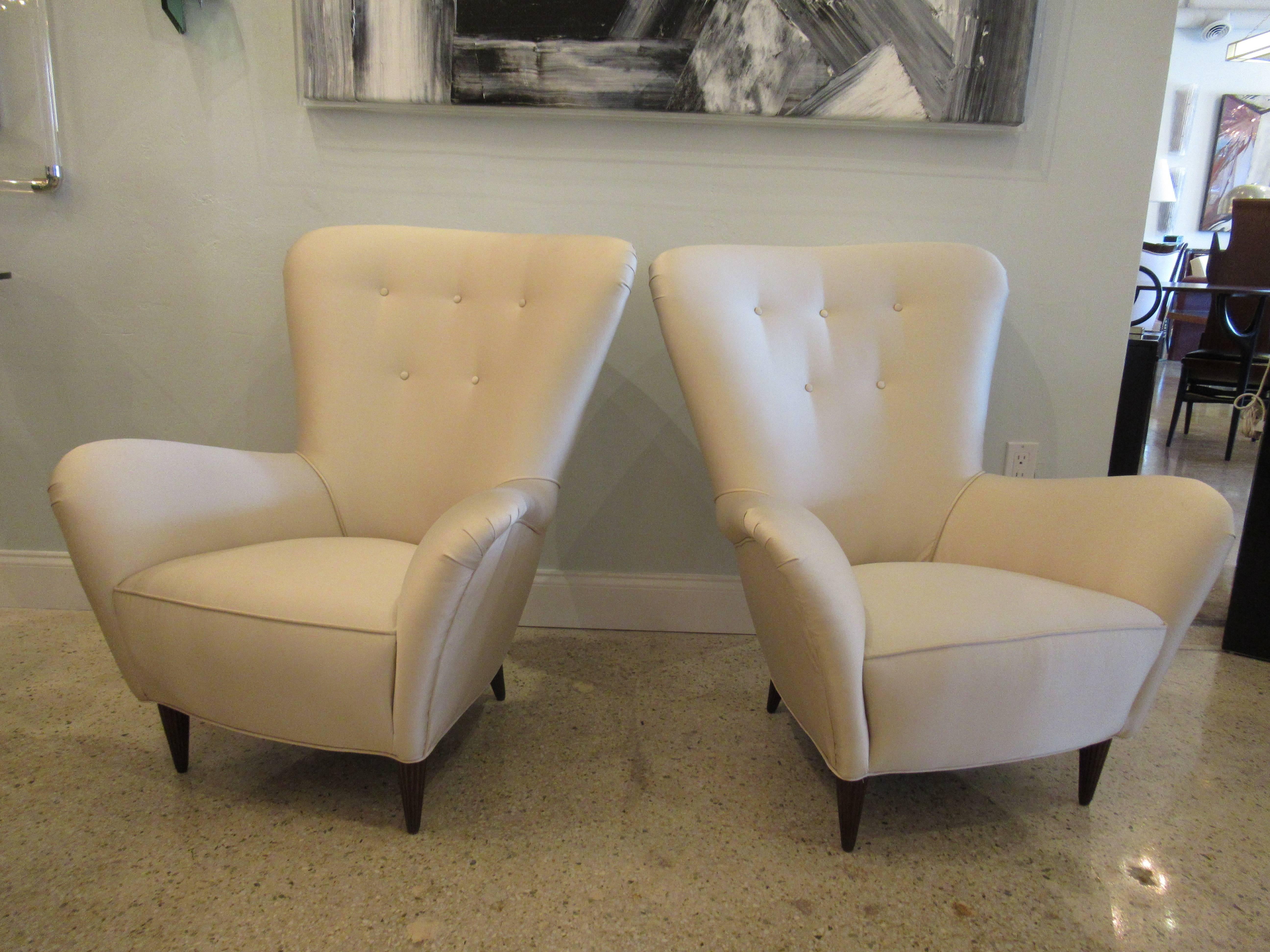 Pair Italian Modern Upholstered Armchairs, Paolo Buffa, 1950's In Good Condition In Hollywood, FL