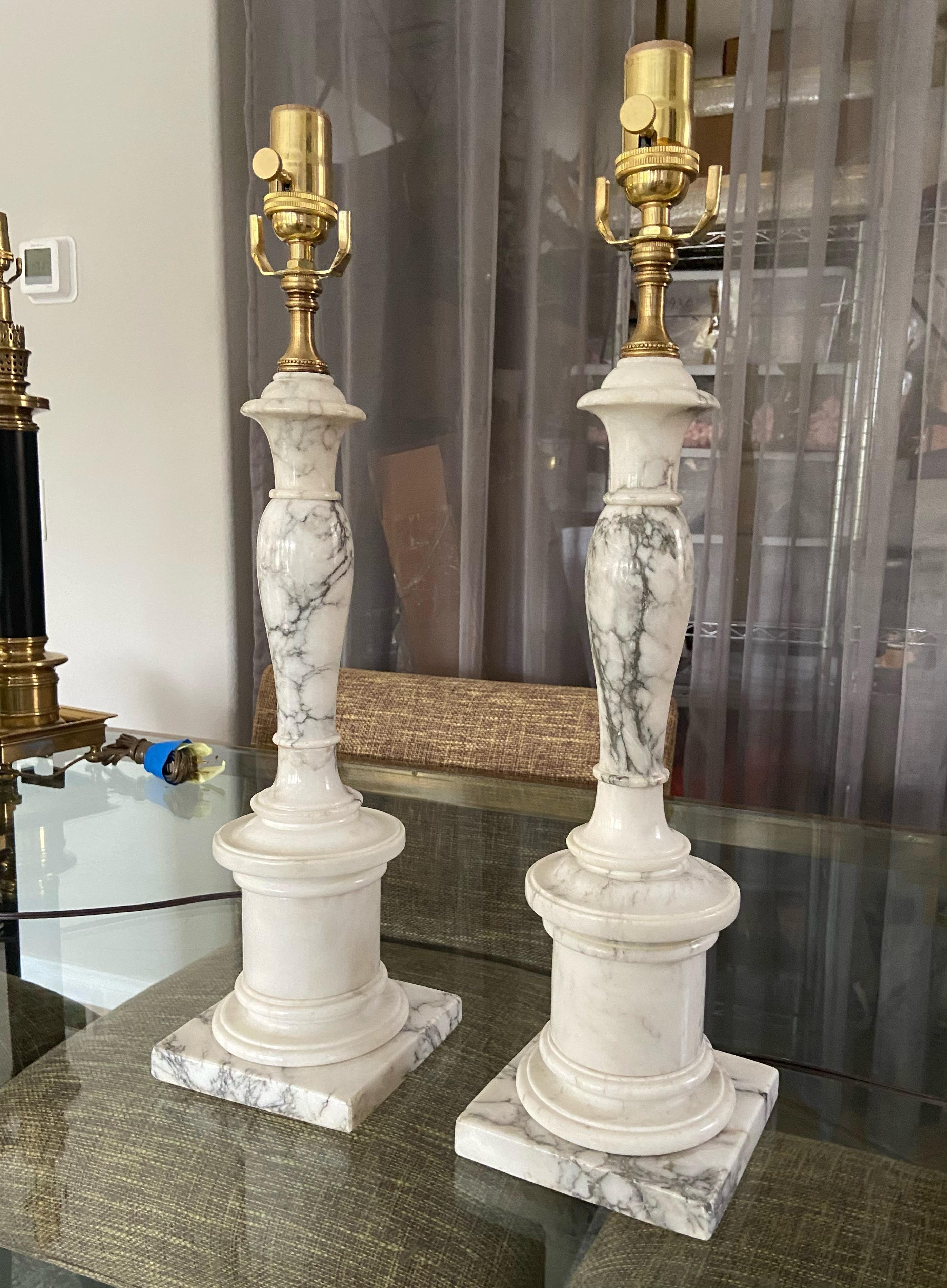 Pair of Italian Neoclassic Alabaster Table Lamps 1
