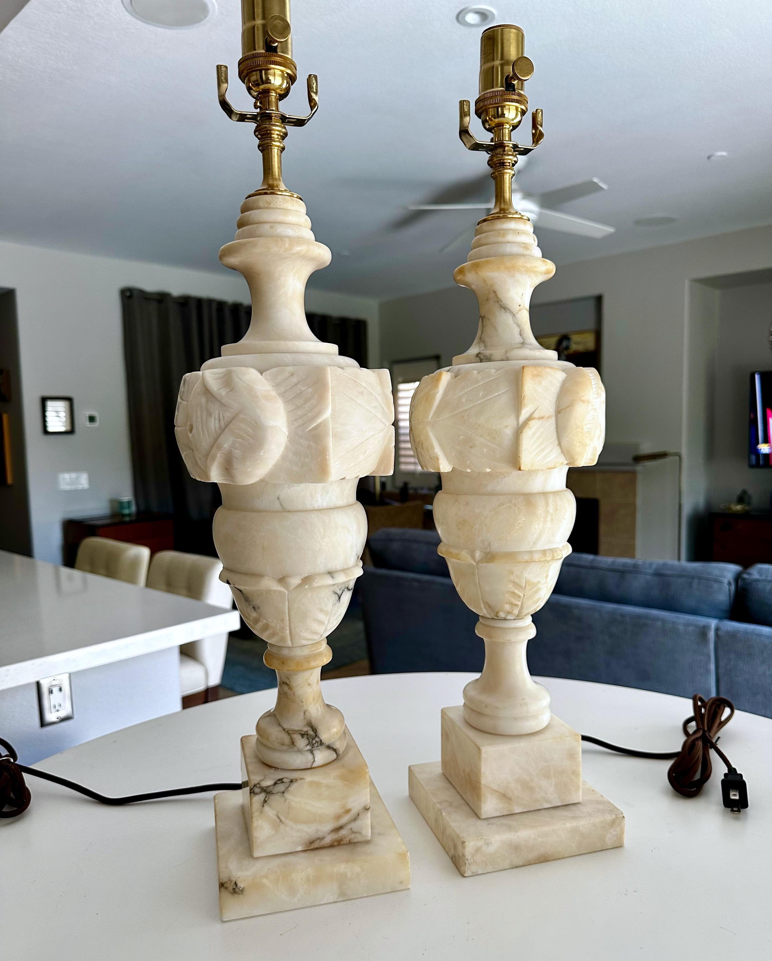 Classical Greek Pair Italian Neoclassic Urn Alabaster Table Lamps For Sale