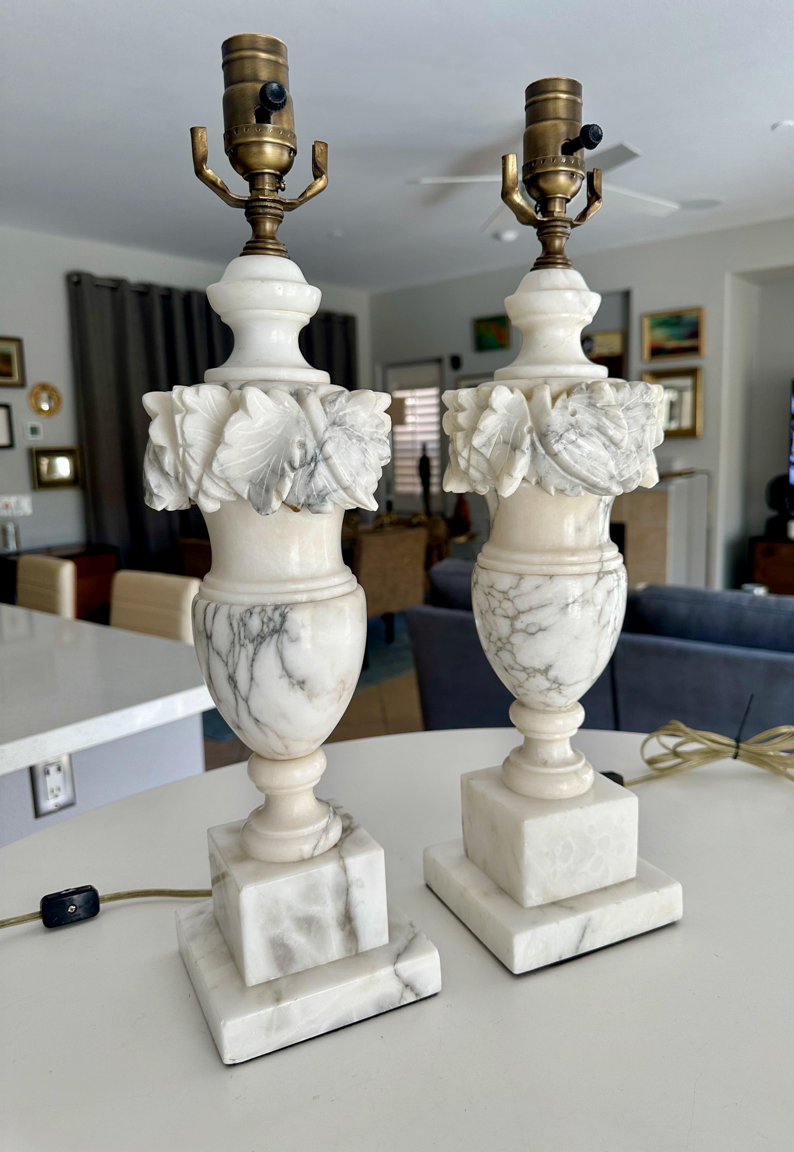 Classical Greek Pair Italian Neoclassic Urn Alabaster Table Lamps For Sale