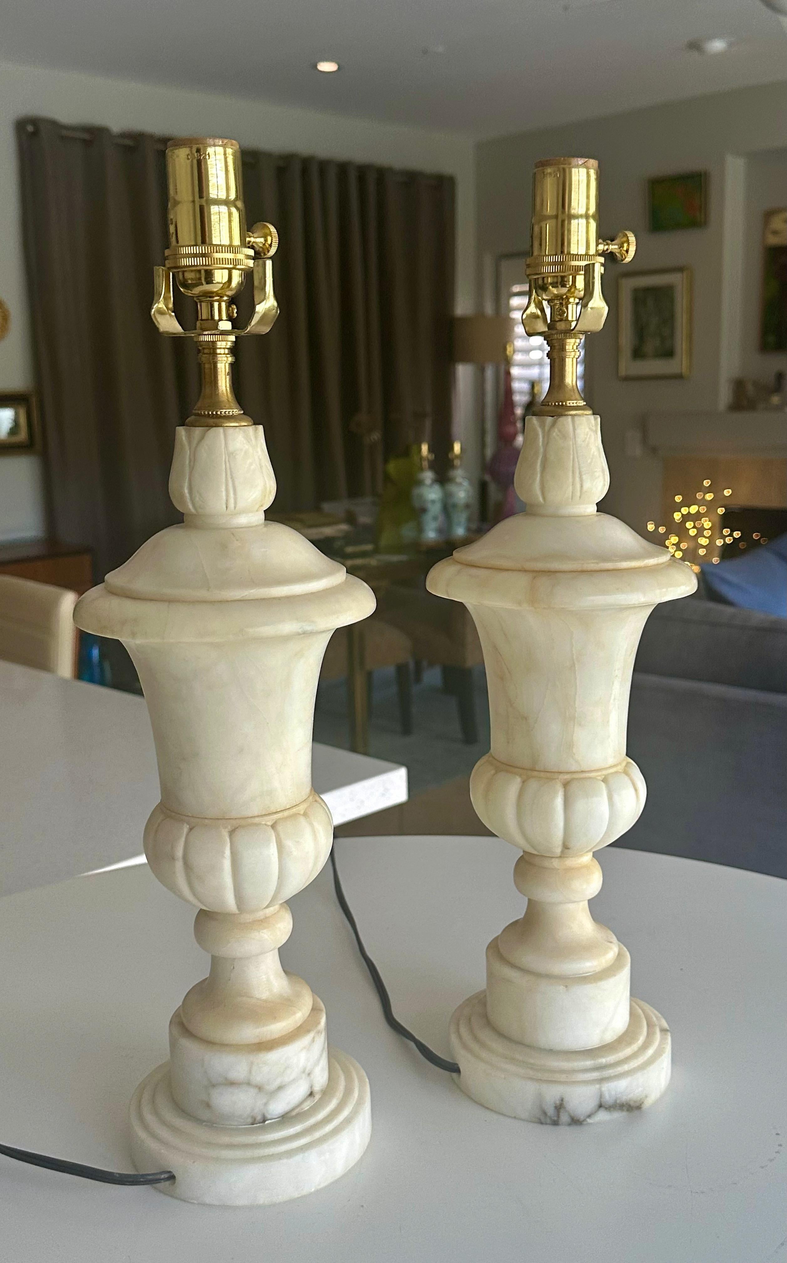 Mid-20th Century Pair Italian Neoclassic Urn Alabaster Table Lamps