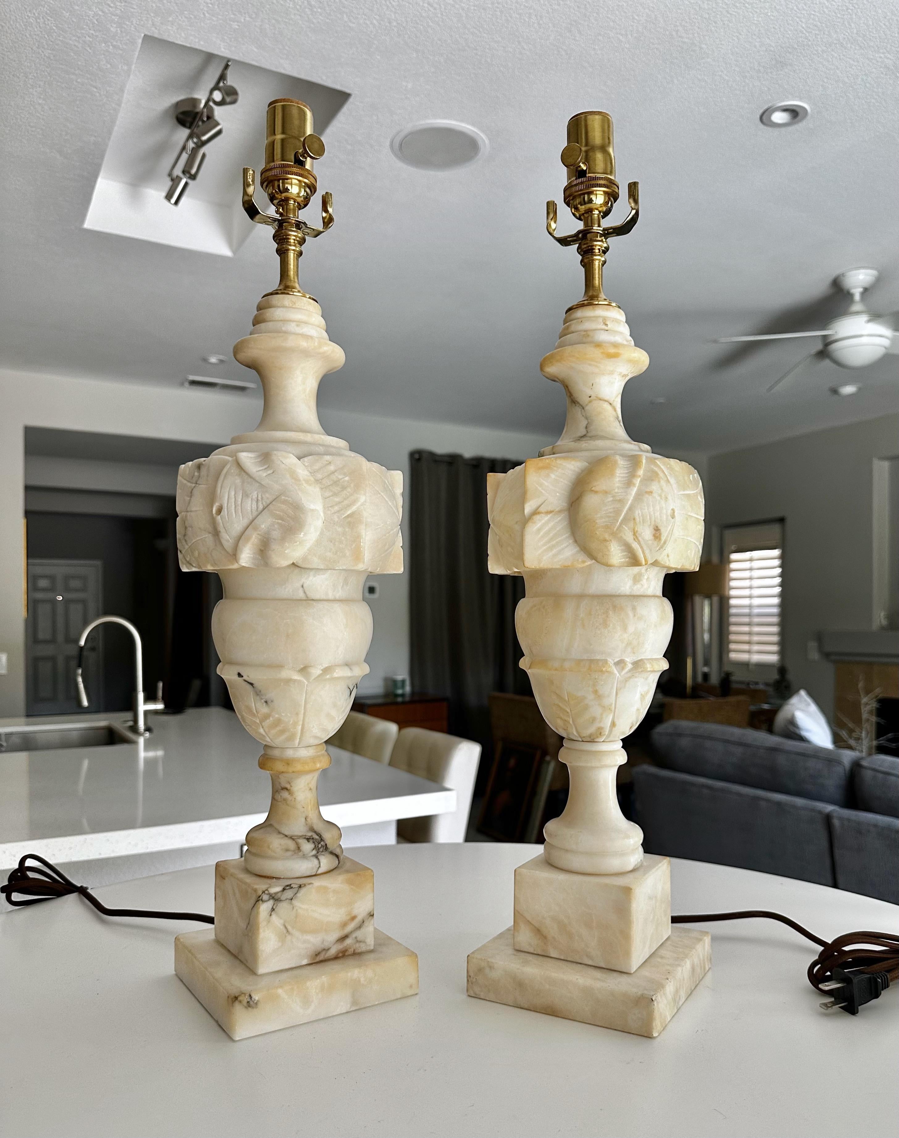 Mid-20th Century Pair Italian Neoclassic Urn Alabaster Table Lamps For Sale