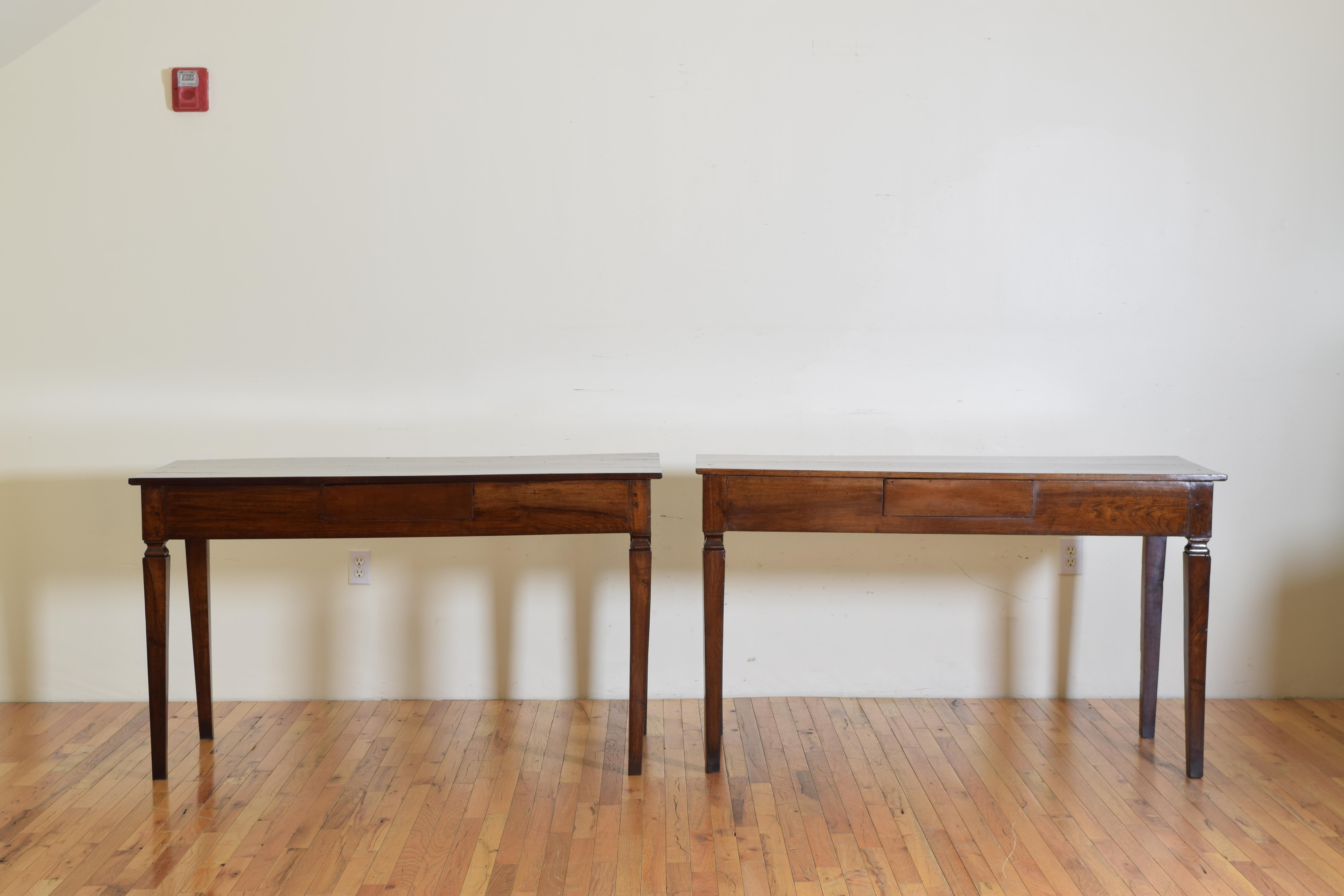 Pair of Italian Neoclassic Walnut 1-Drawer Console Tables, 19th Century In Good Condition In Atlanta, GA