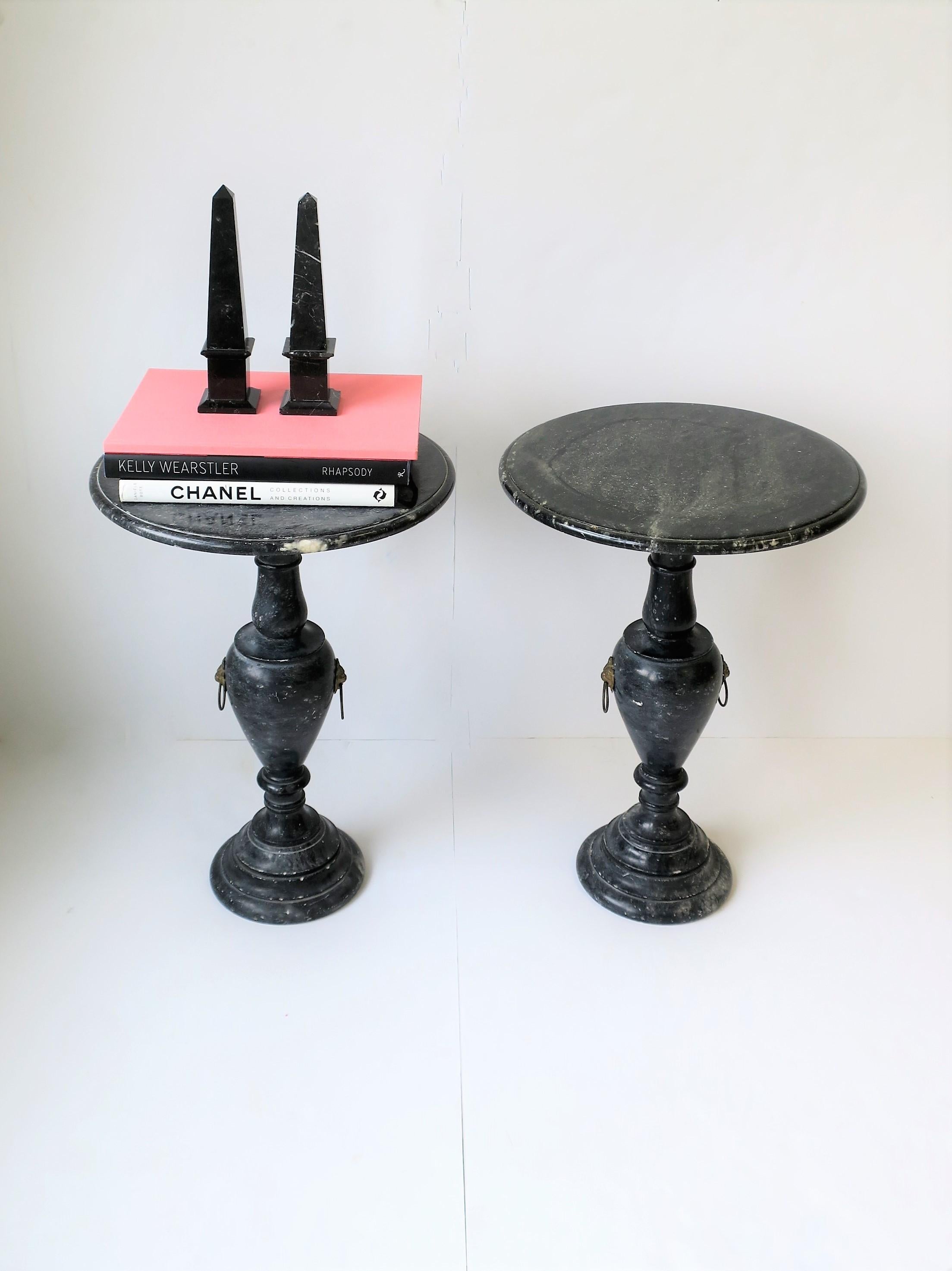 20th Century Italian Black and White Marble Round Side Tables