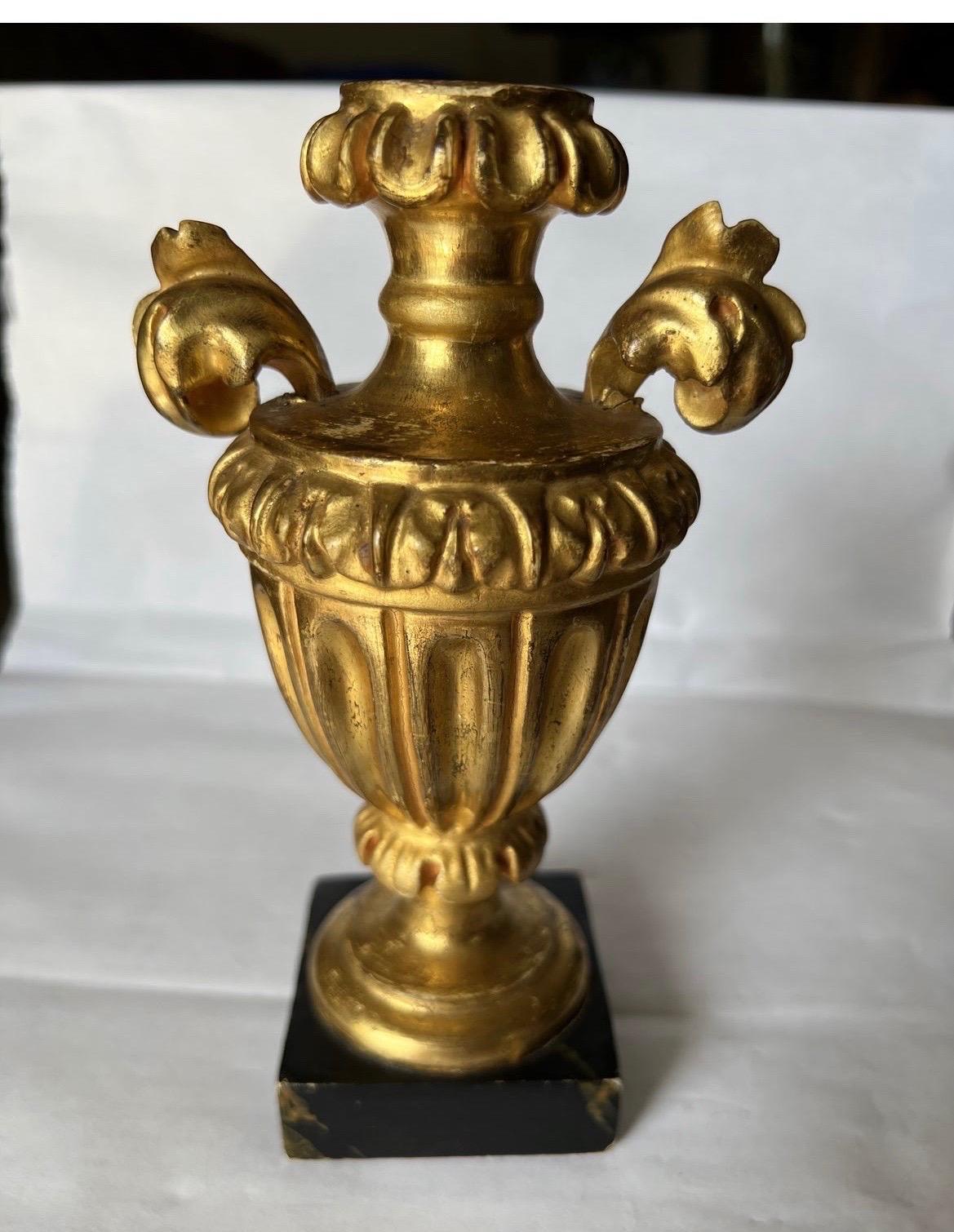 Pair Italian Neoclassical Carved Gilt Wood Ornamental Urns on Faux Marble Bases For Sale 7