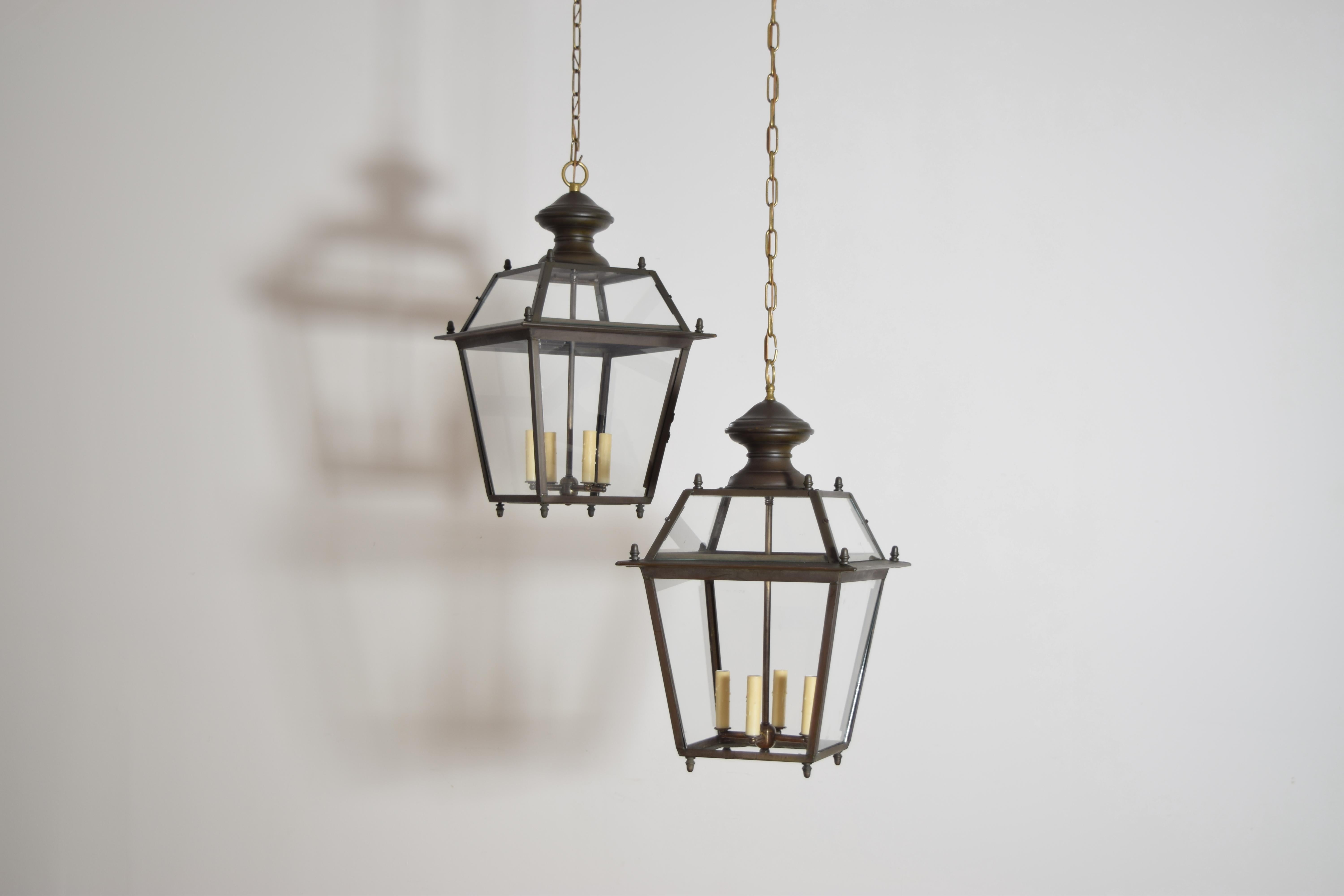 Mid-20th Century Pair Italian Neoclassical Style 4-Light Hanging Lanterns, 1st half 20th century For Sale