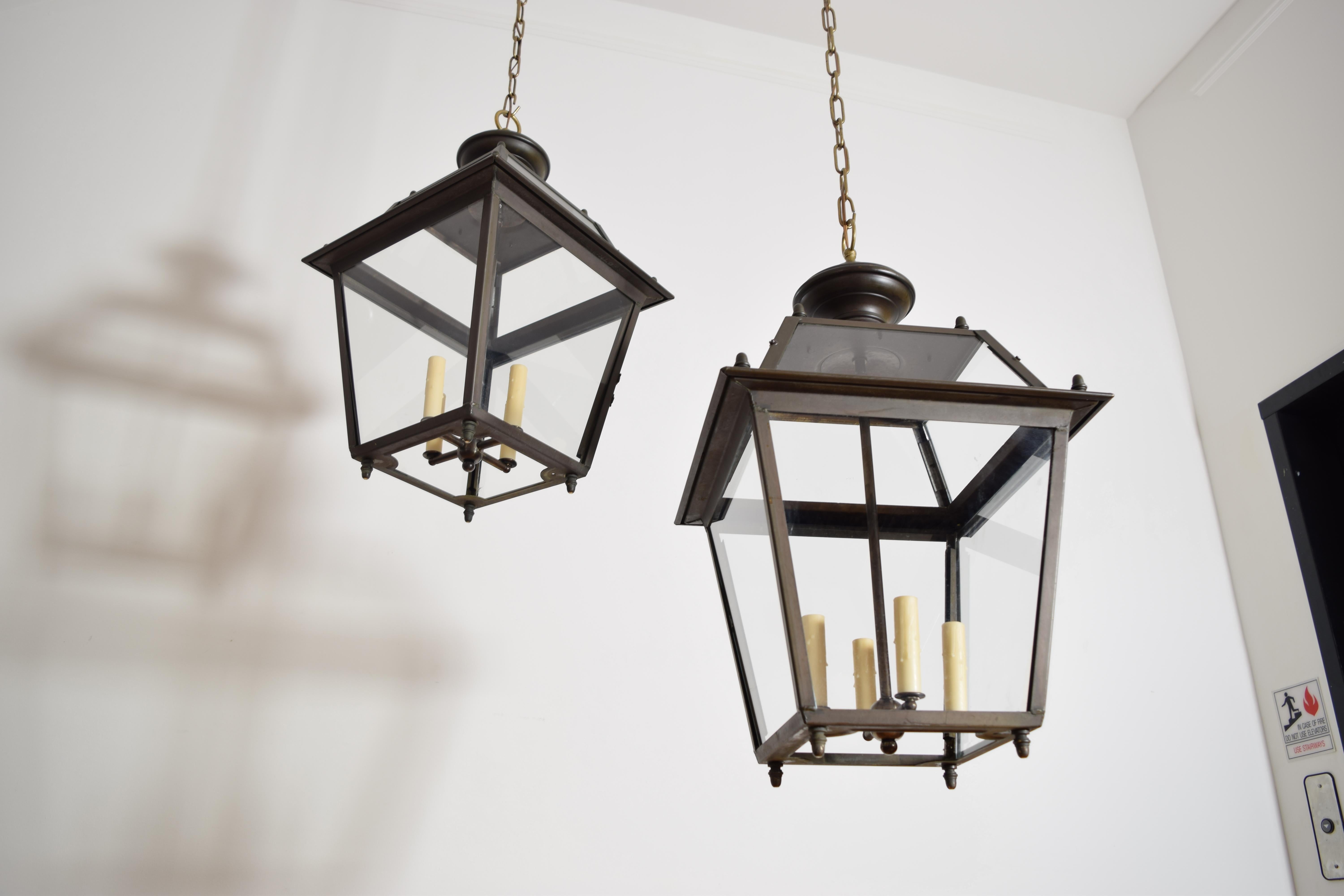 Metal Pair Italian Neoclassical Style 4-Light Hanging Lanterns, 1st half 20th century For Sale