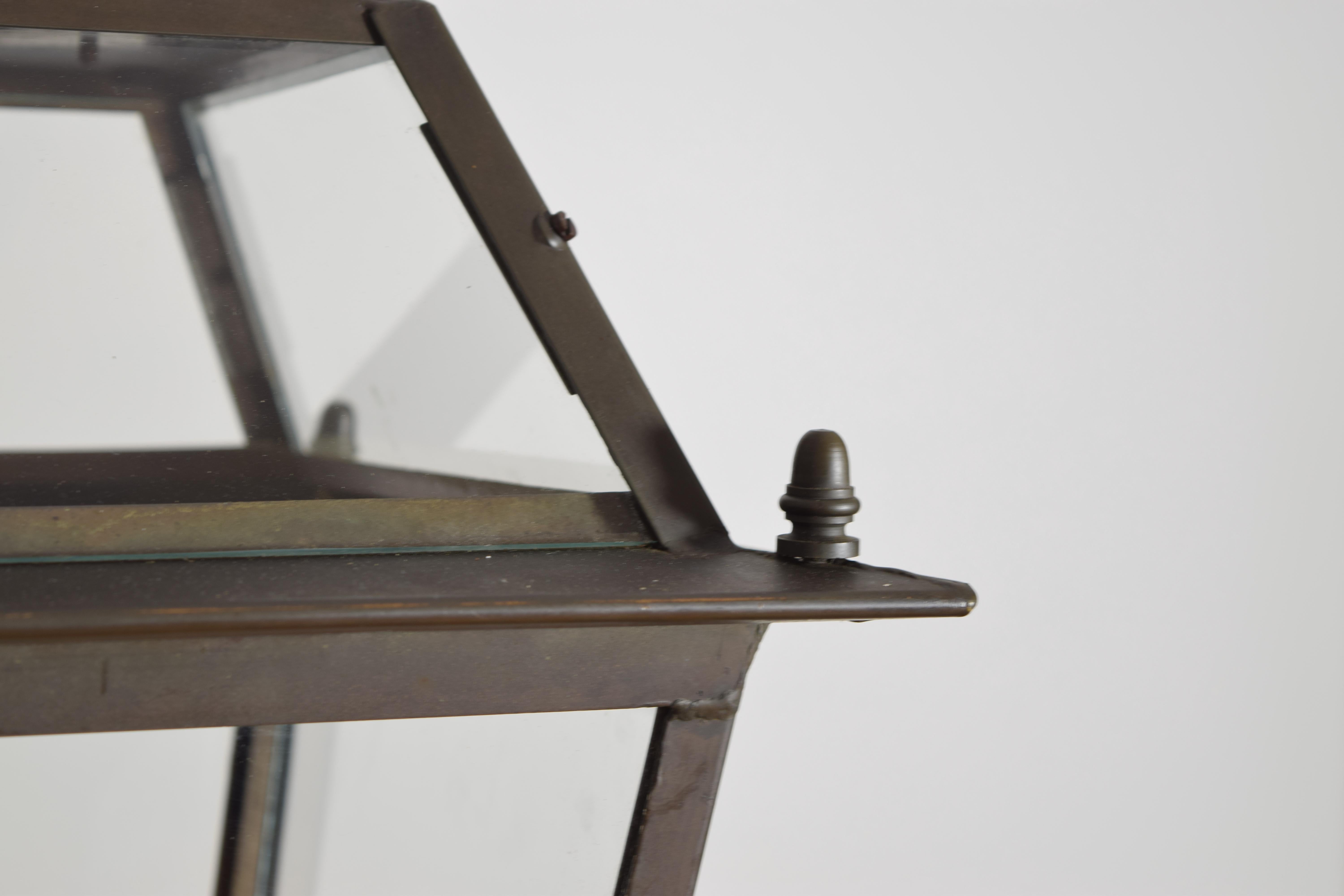 Pair Italian Neoclassical Style 4-Light Hanging Lanterns, 1st half 20th century For Sale 3