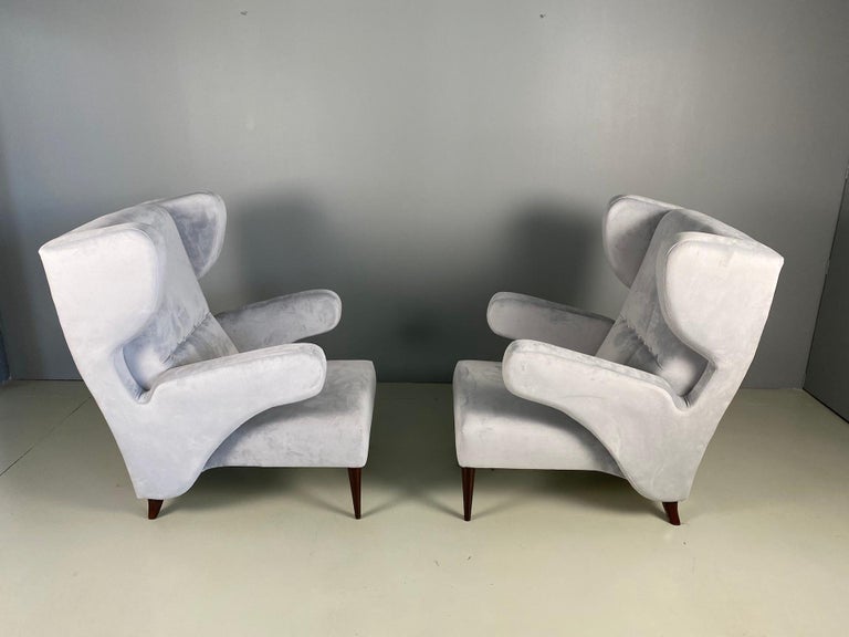 Mid-Century Modern Pair of Italian of Large Attributed Melchiorre Bega Armchairs, 1950