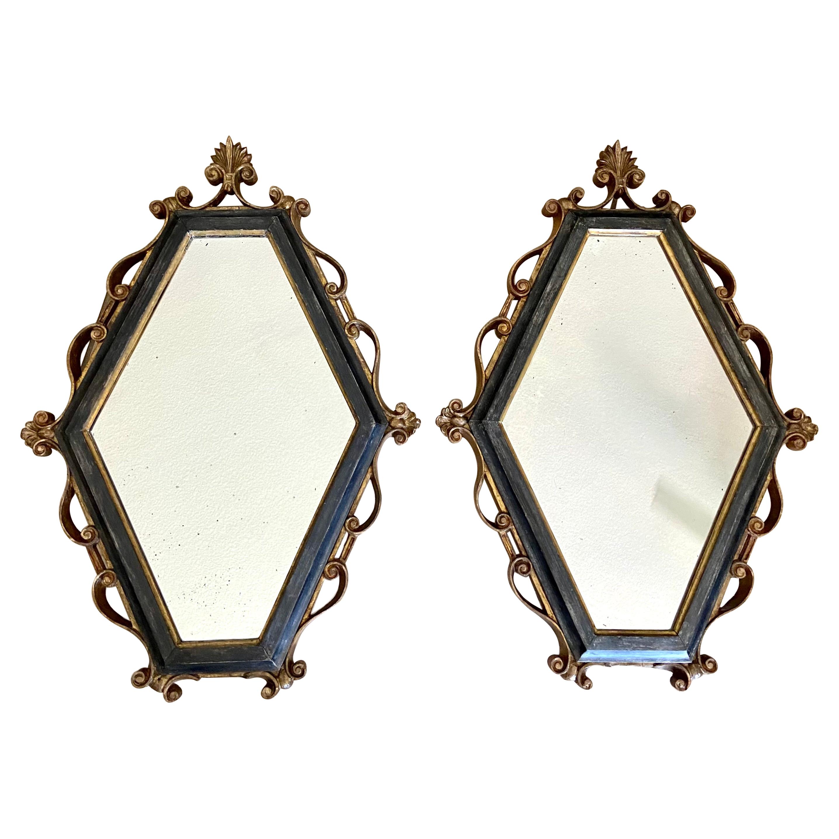 Paire de miroirs muraux italiens Palladio peints en bois doré