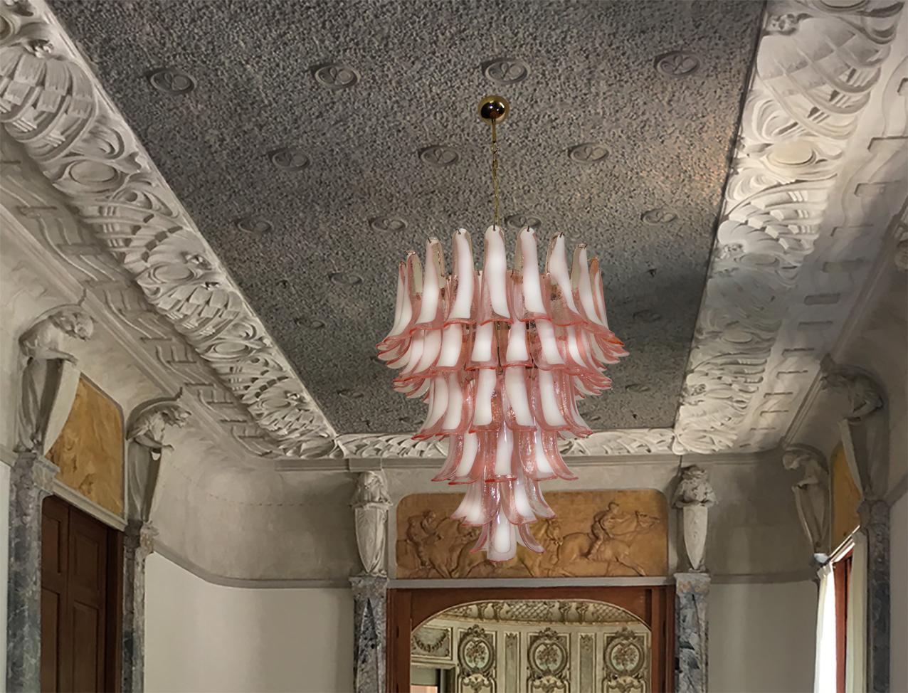 Pair of Italian Petals Murano Chandeliers In Excellent Condition In Budapest, HU