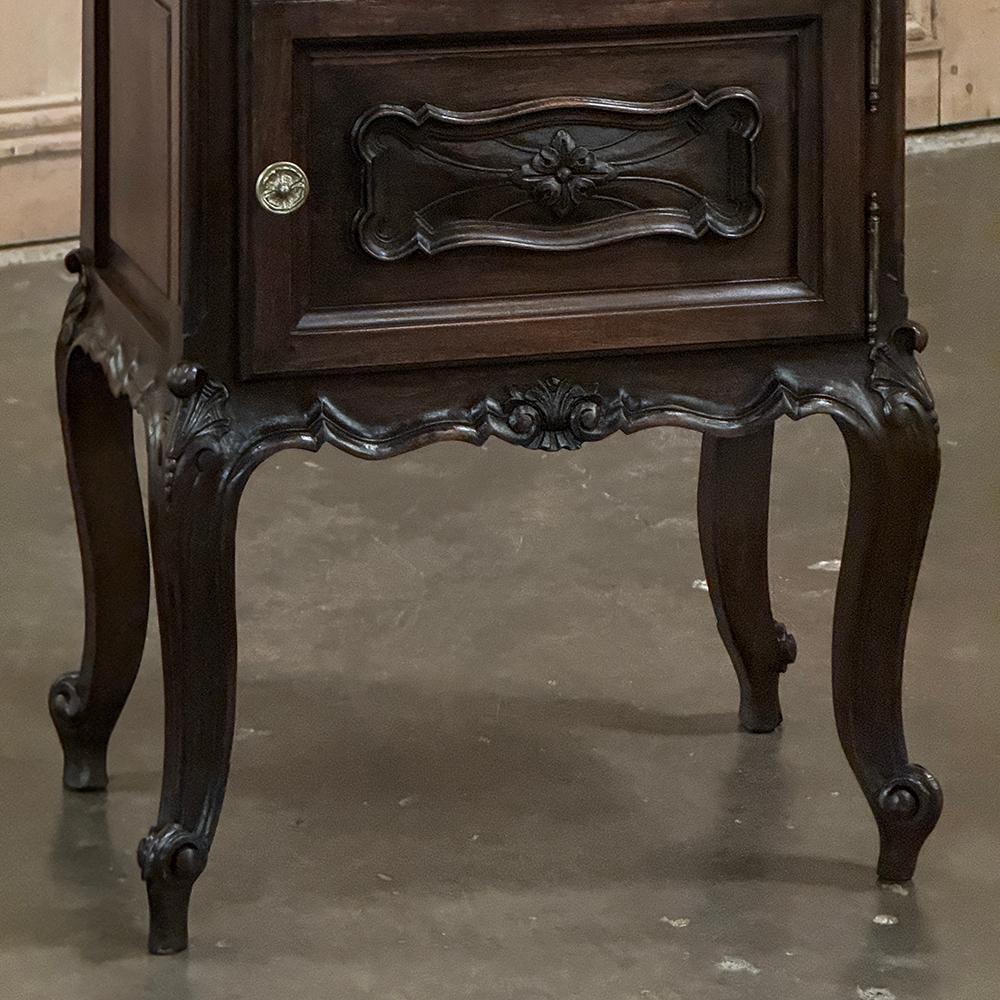 Pair Italian Piemontese Walnut Nightstands ~ End Tables For Sale 7