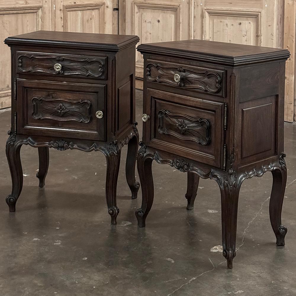 Hand-Crafted Pair Italian Piemontese Walnut Nightstands ~ End Tables For Sale