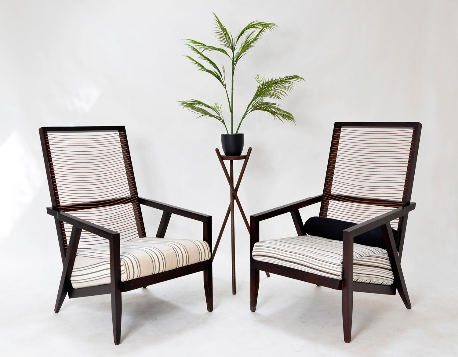 Modern Pair Italian Pierantonio Bonacina ‘Astoria HB’ Wood Leather Lounge Chairs 1990s