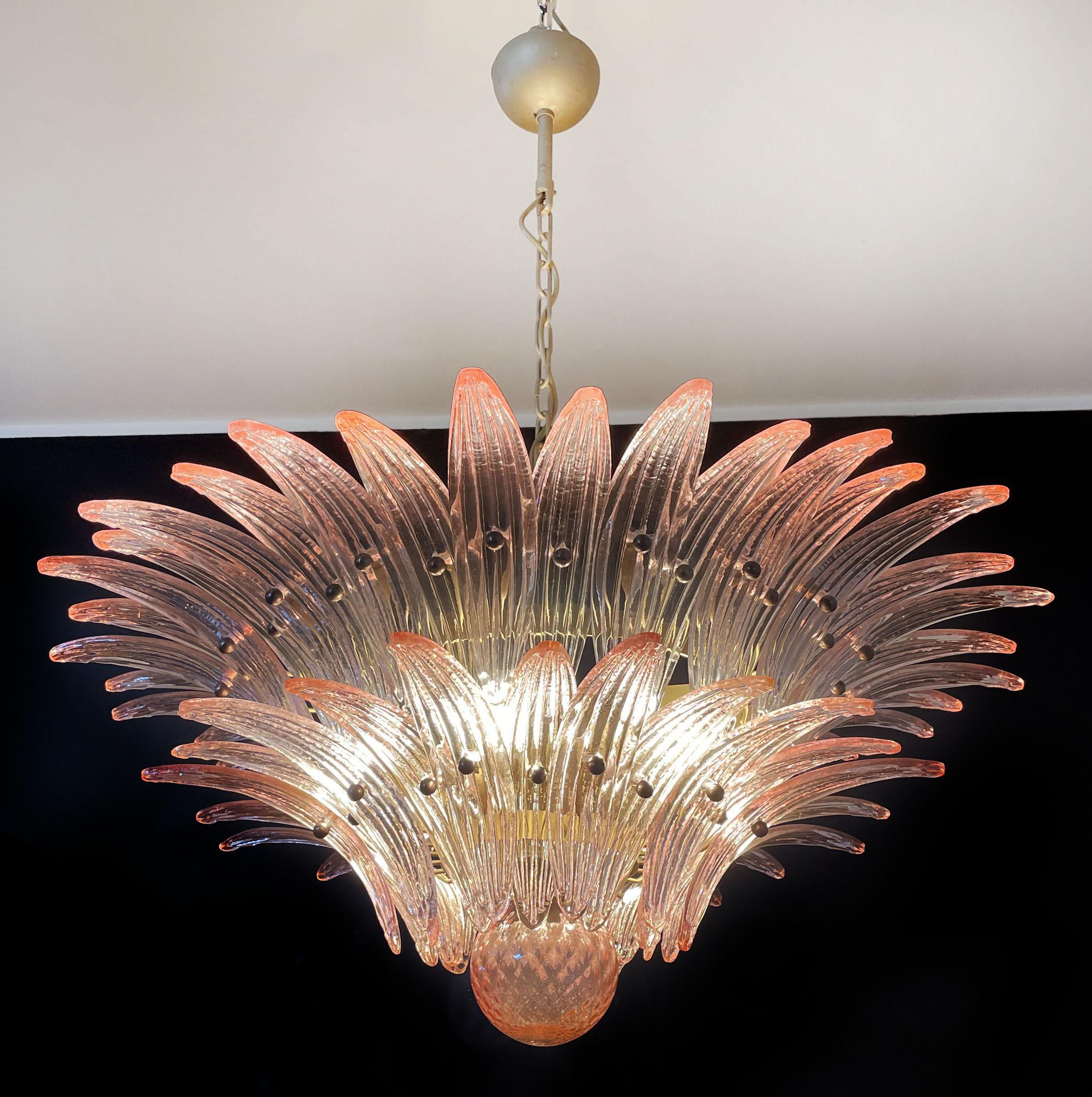 Pair Italian Pink Leaves Palmette Chandeliers, Murano In Good Condition For Sale In Budapest, HU