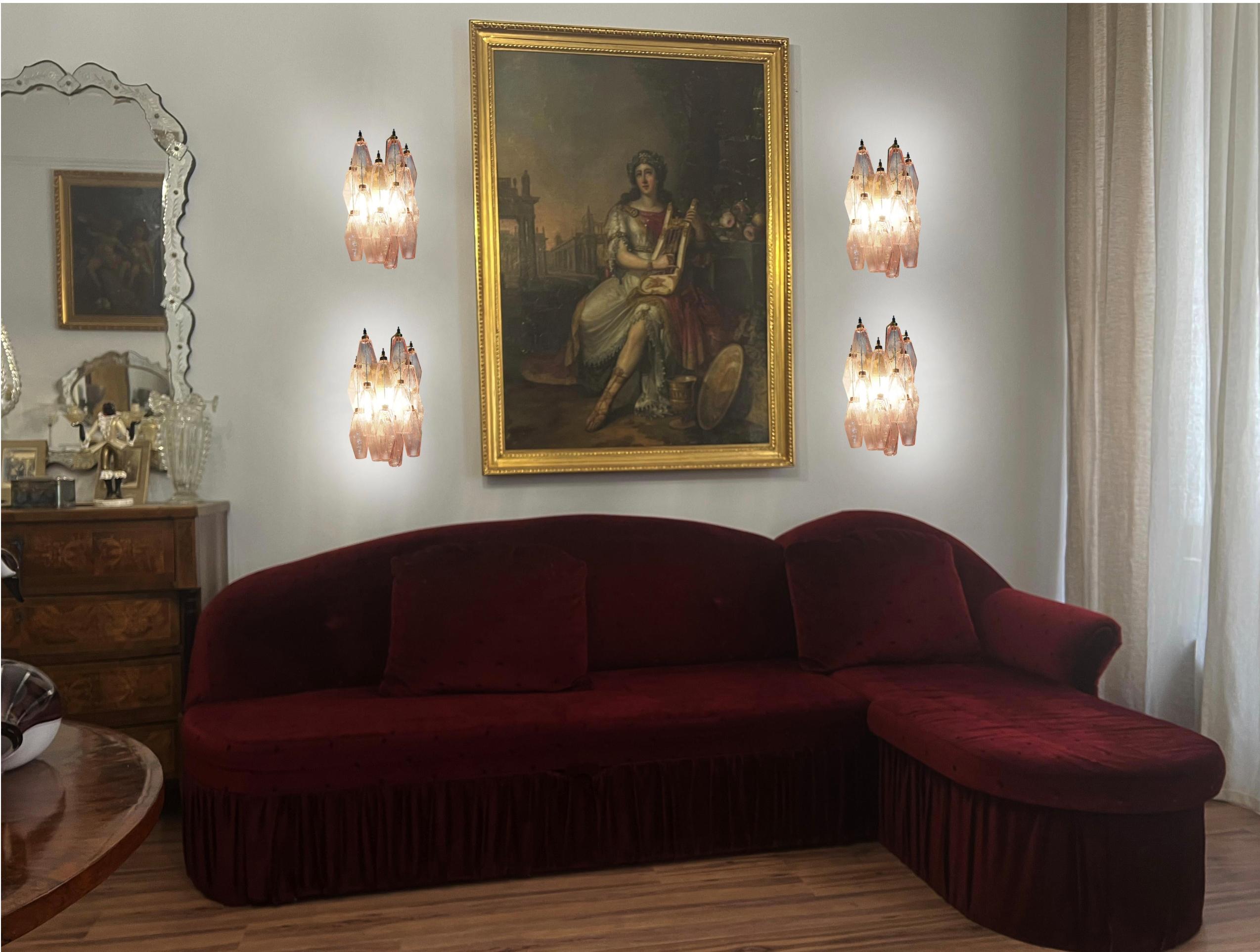 Paar italienische rosa Murano-Wandleuchter im Zustand „Gut“ im Angebot in Budapest, HU
