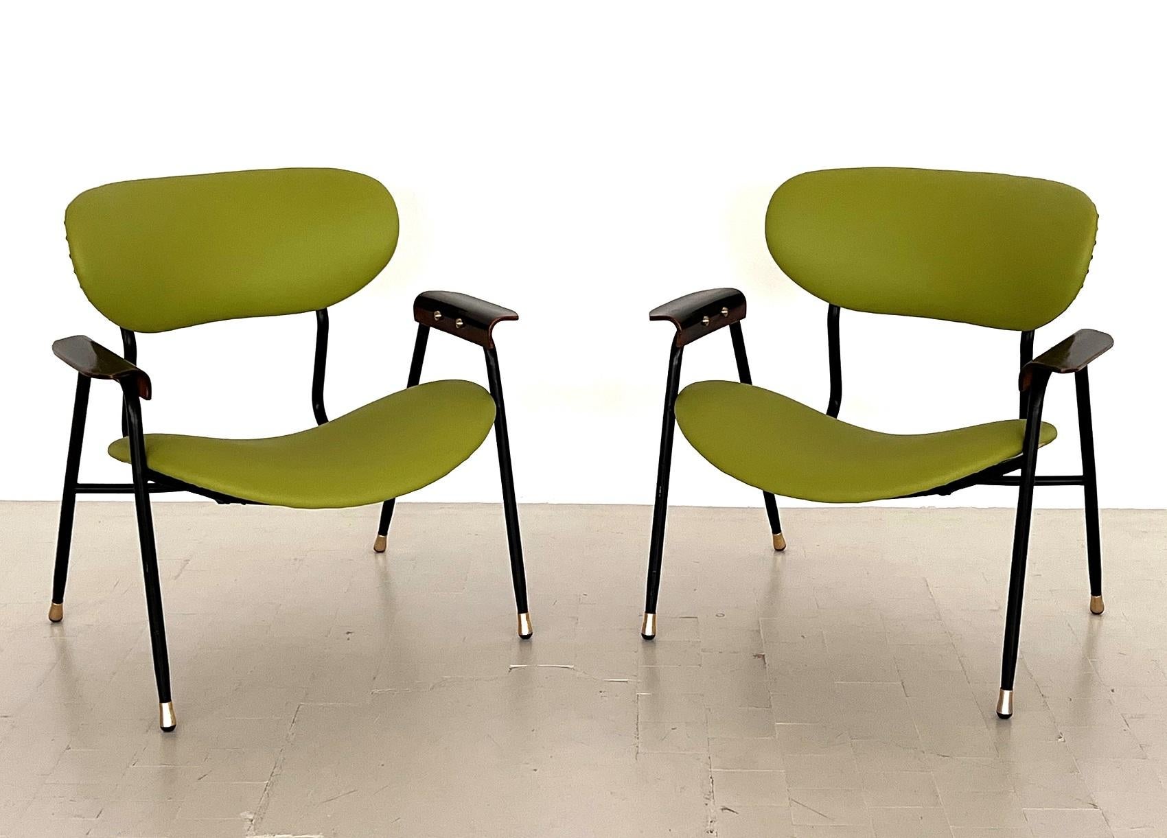 Mid-Century Modern Pair Italian Reupholstered Lounge Chairs by Gastone Rinaldi, 1960s, Set of two For Sale