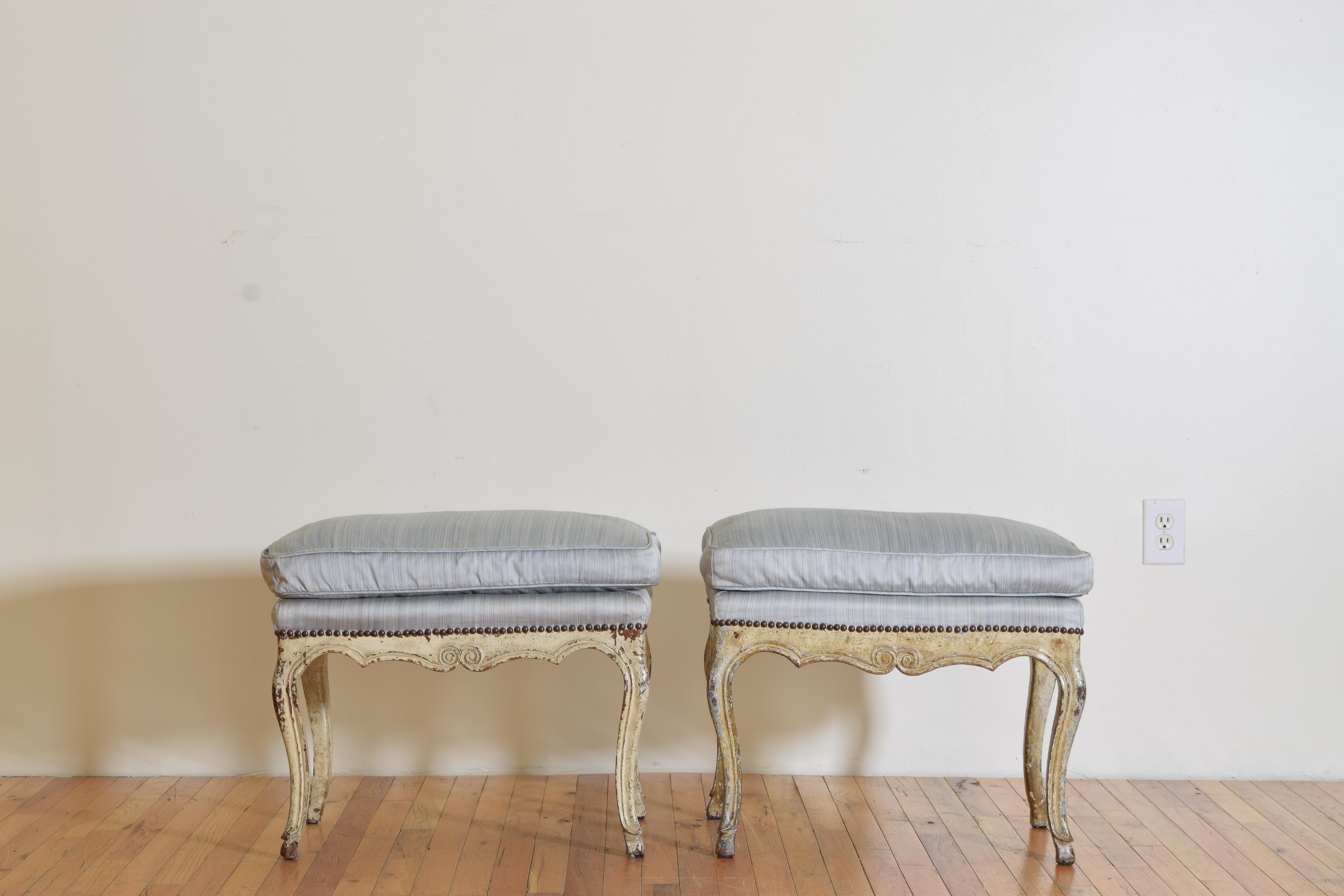 Pair Italian Rococo Carved & Painted Upholstered Benches, mid 18th century In Good Condition In Atlanta, GA