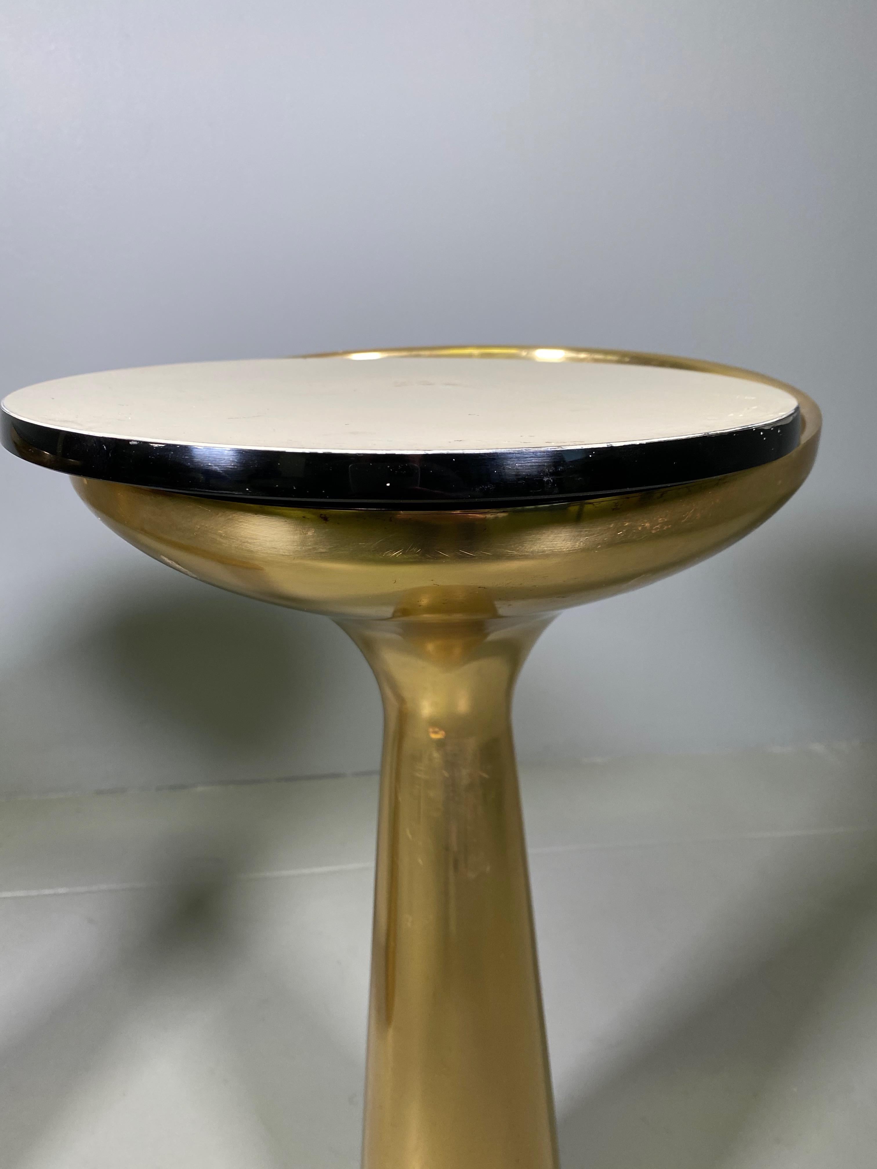 Pair of Italian Side Table in Brass and Top Glass Mid-Century Modern 8