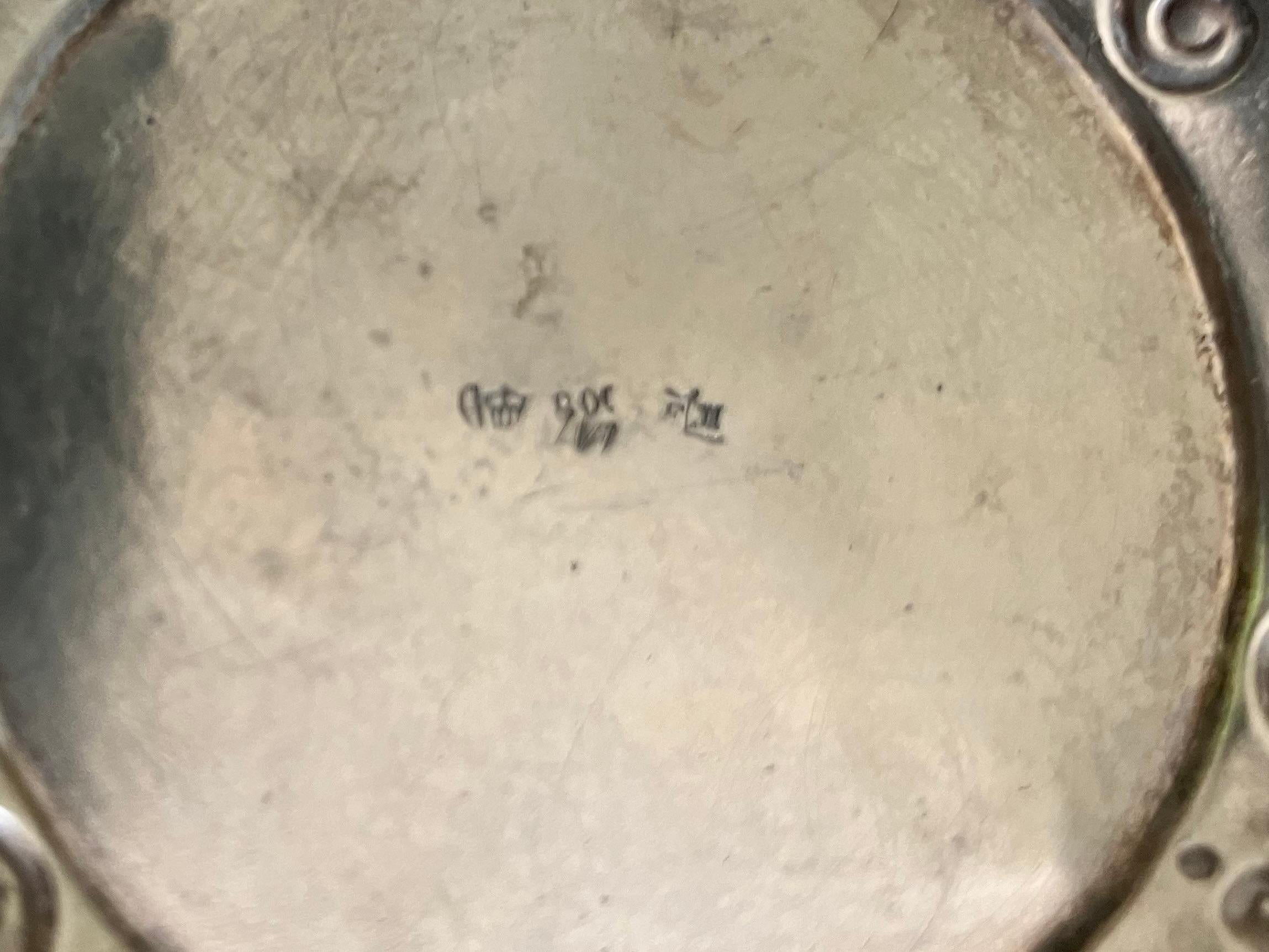 Pareja de palilleros de barril de vino de plata italiana en venta 4