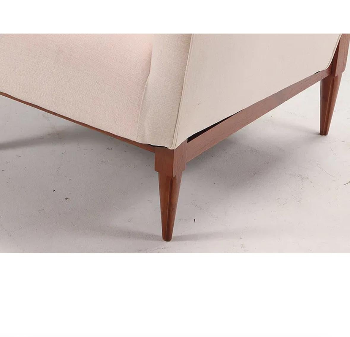 Paire de chaises longues italiennes tapissées Bon état - En vente à Pineville, NC