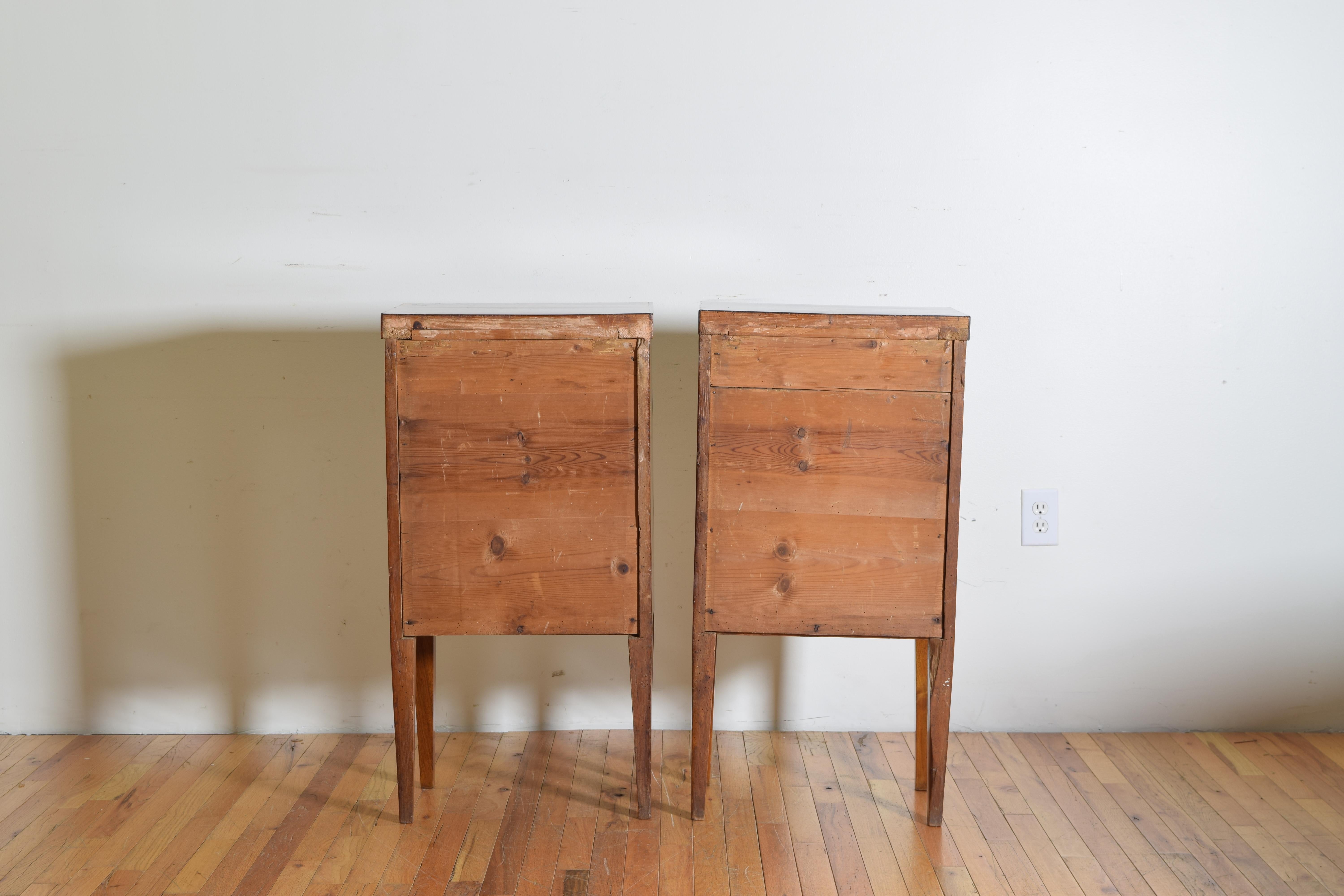 Pair of Italian Veneto, Neoclassic Light Walnut 1-Door Commodes, 19th Century 9