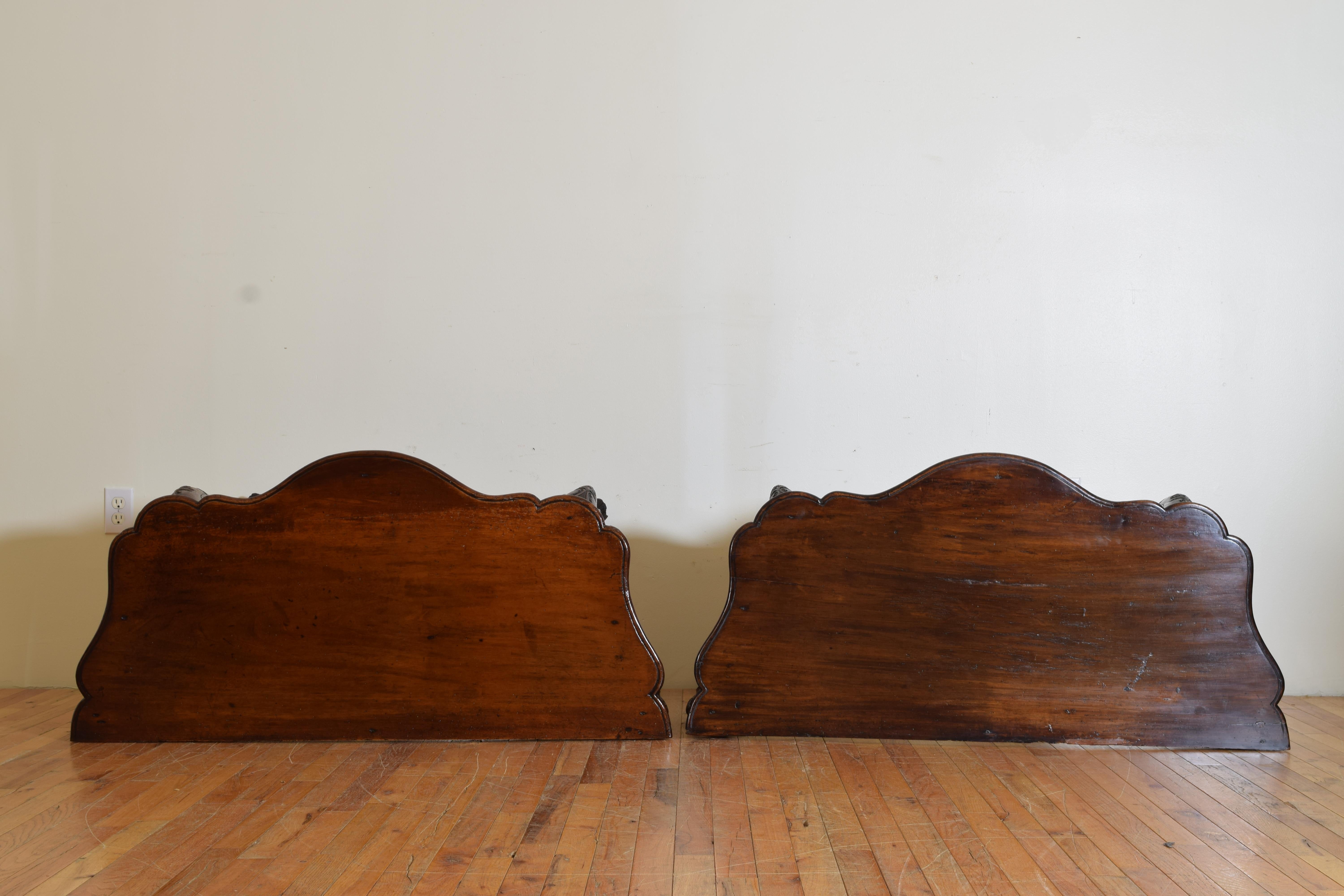 Pair Italian, Venice, Carved Walnut Rococo Period Console Tables, mid 18th cen. For Sale 5