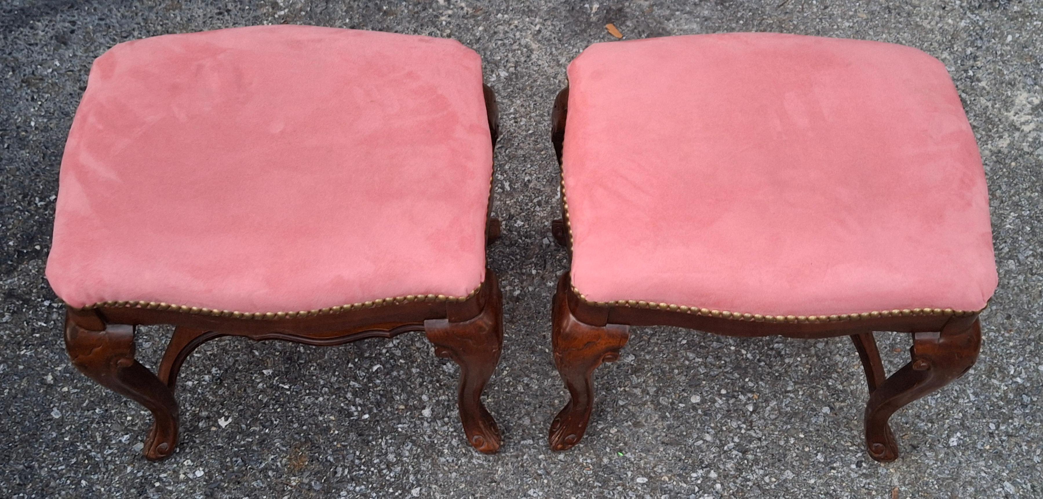 Italiano Pair Italian Walnut and Pink Suede Upholstered Low Stools Footstools in vendita