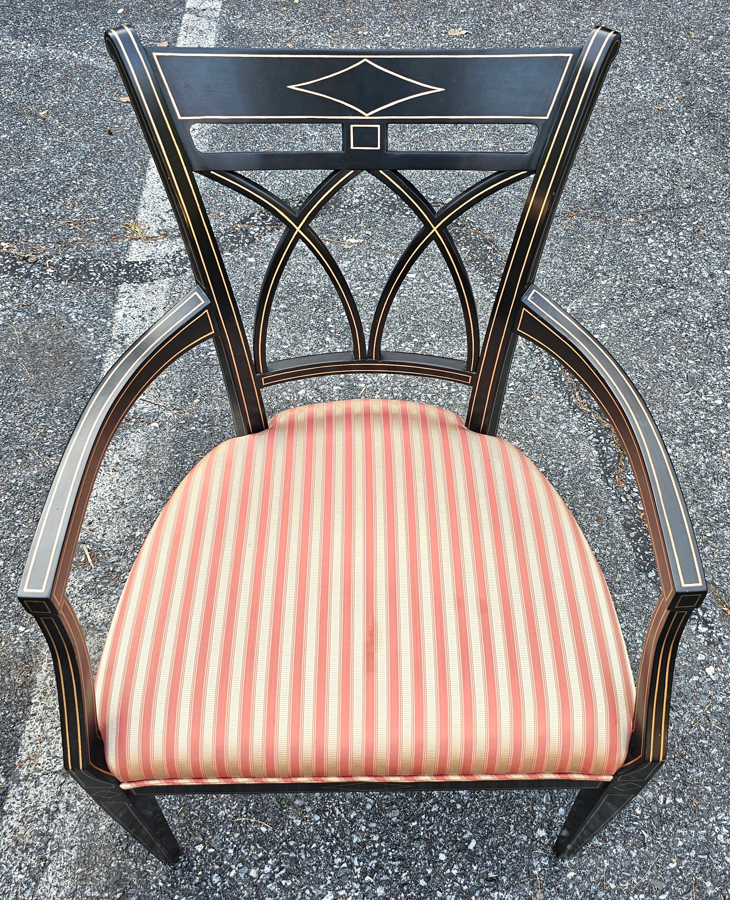 Coppia di poltrone neoclassiche J. Widdicomb in legno imbottito parzialmente dorato e ebanizzato in vendita 1