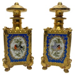 Ein Paar Jacob Petit-Porzellan-Duftflaschen, Paris, um 1840