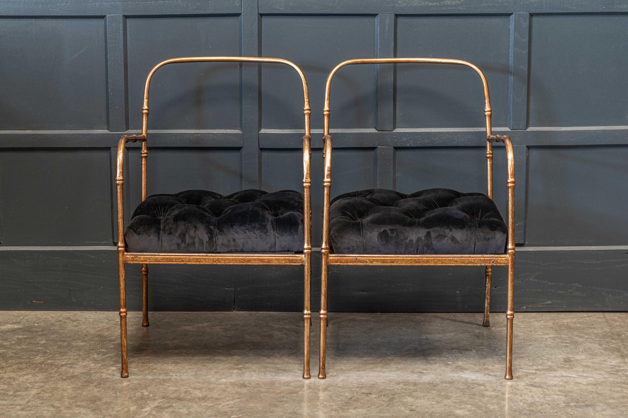 Mid-Century Modern Paire de fauteuils de style Jacques Adnet en faux bambou doré en vente