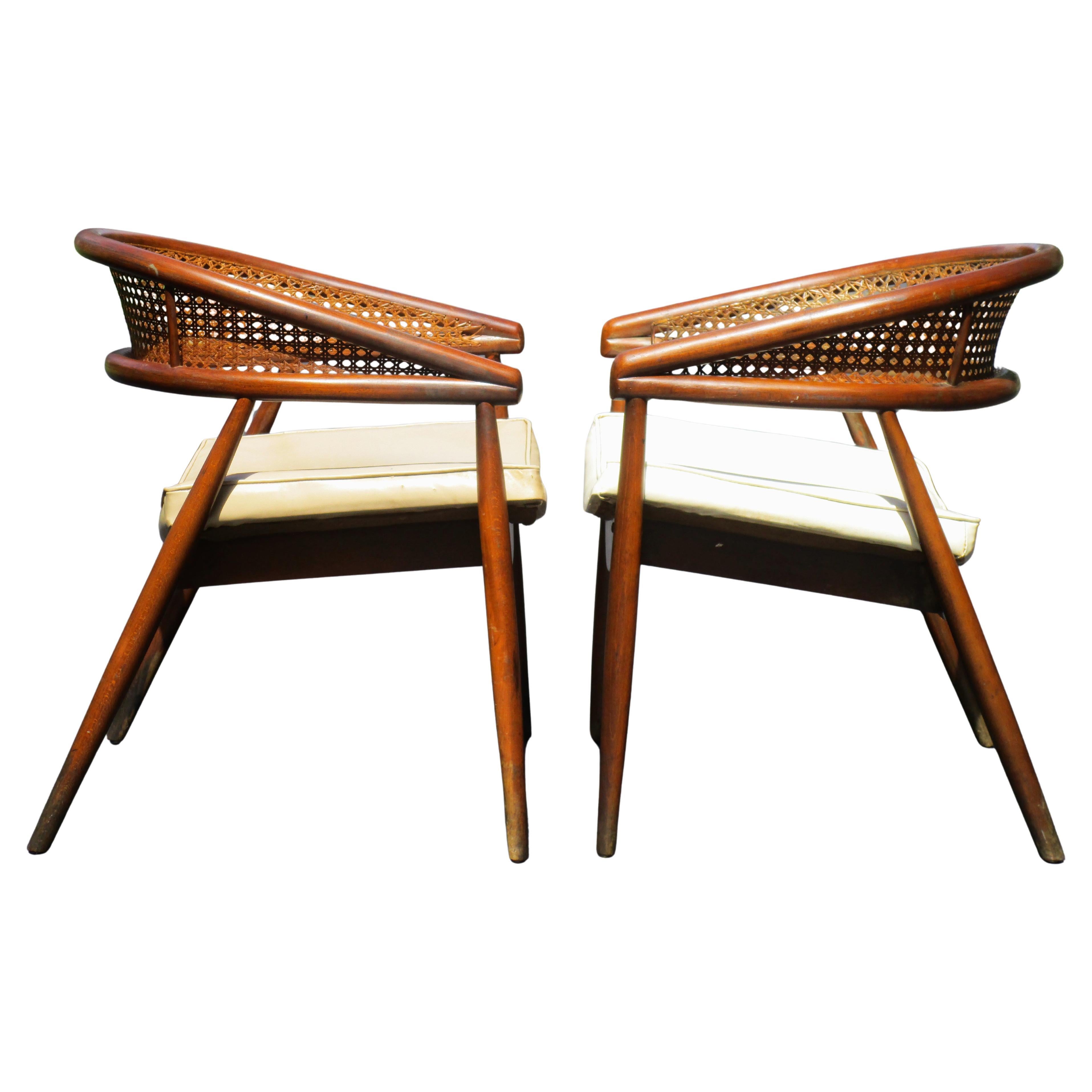 Coppia di sedie James Mont King Cole in vendita 1