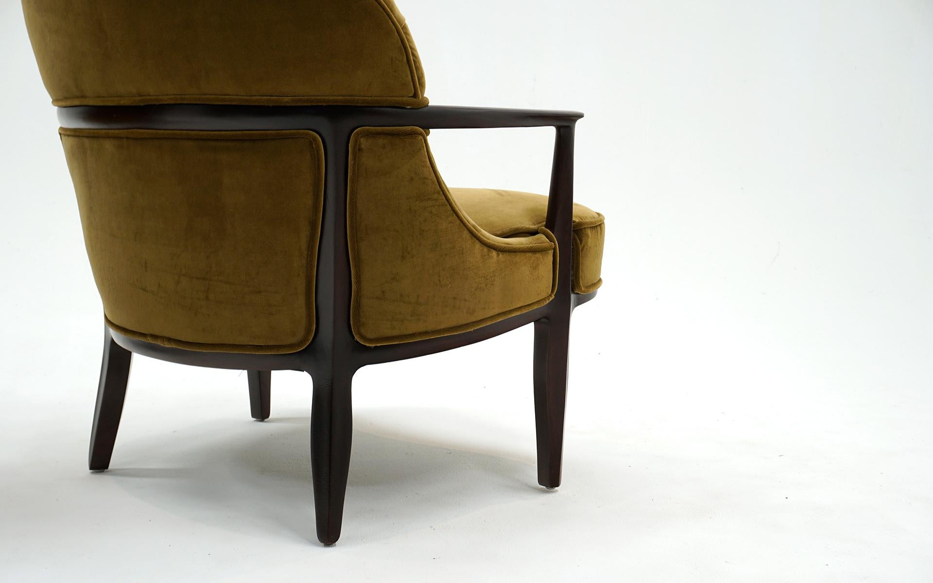 Paar Janus Lounge Chairs von Edward Wormley für Dunbar.  Ausgezeichneter Zustand (Polster) im Angebot