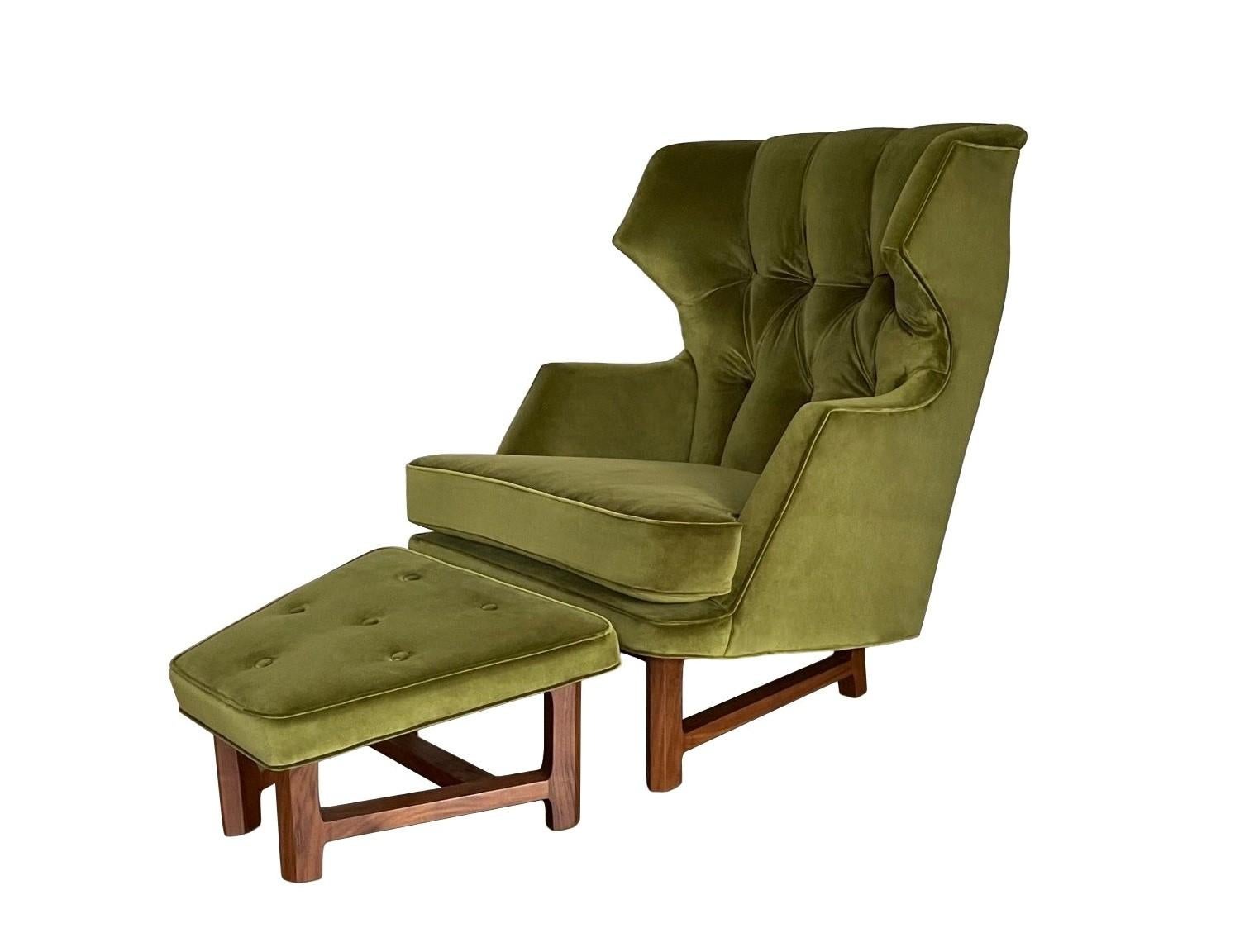 Mid-Century Modern Pair Janus Wing Chairs with Ottomans by Edward Wormley for Dunbar For Sale