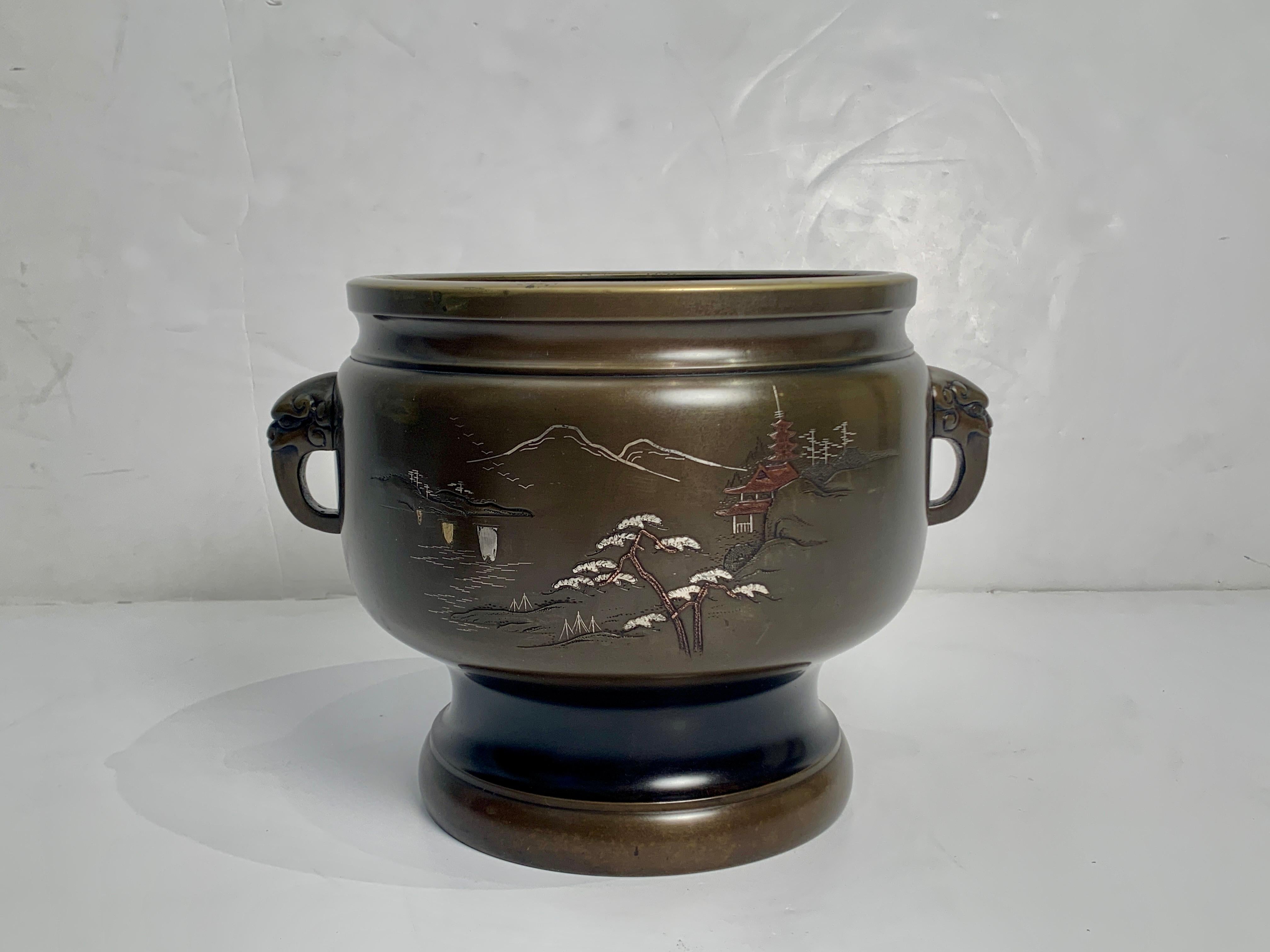 Pareja de Hibachi japoneses de bronce con incrustaciones de plata y cobre, Periodo Meiji siglo XIX en venta