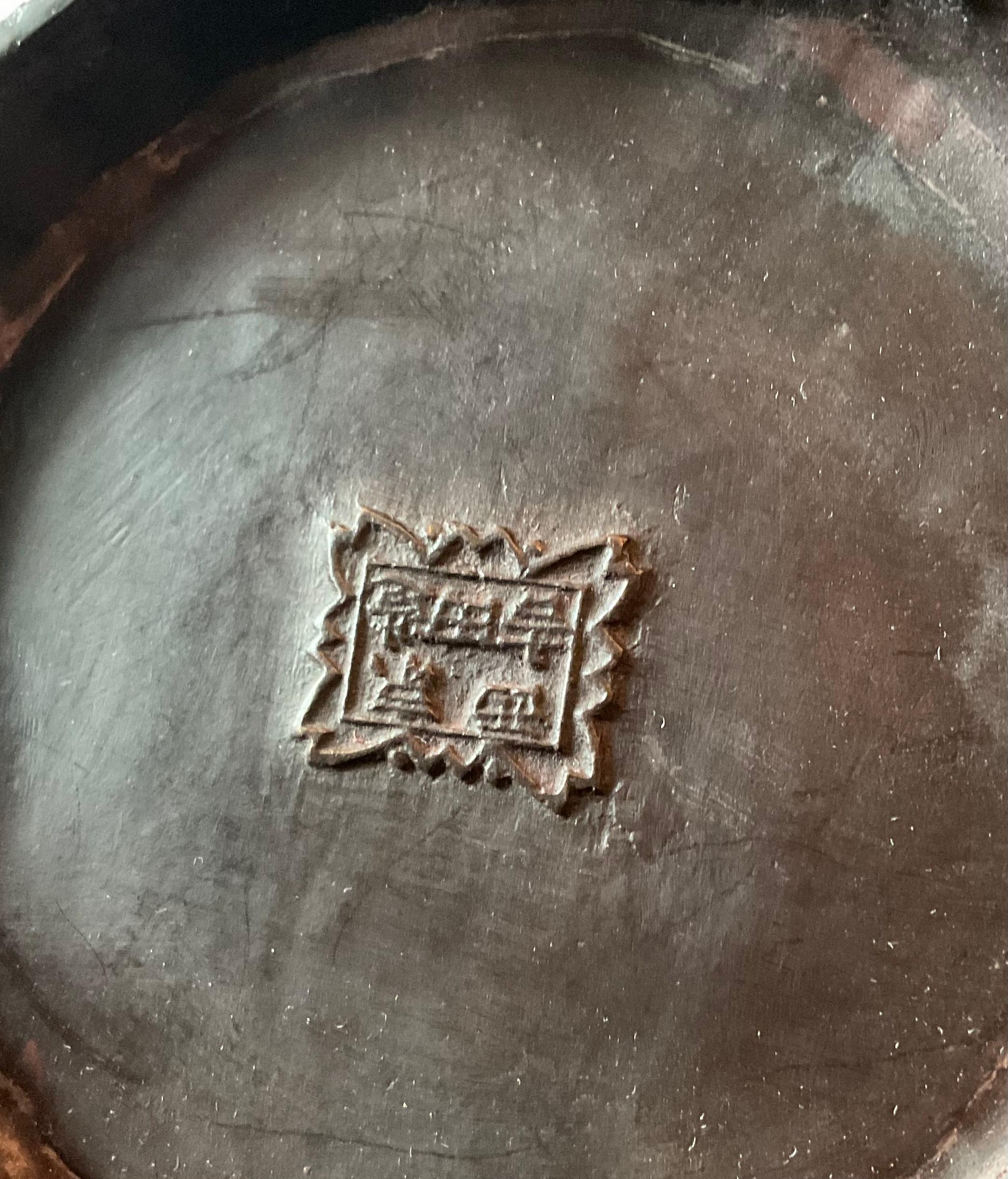 Coppia di vasi giapponesi in bronzo di epoca Meiji con uccelli multipli su rami firmati in vendita 5