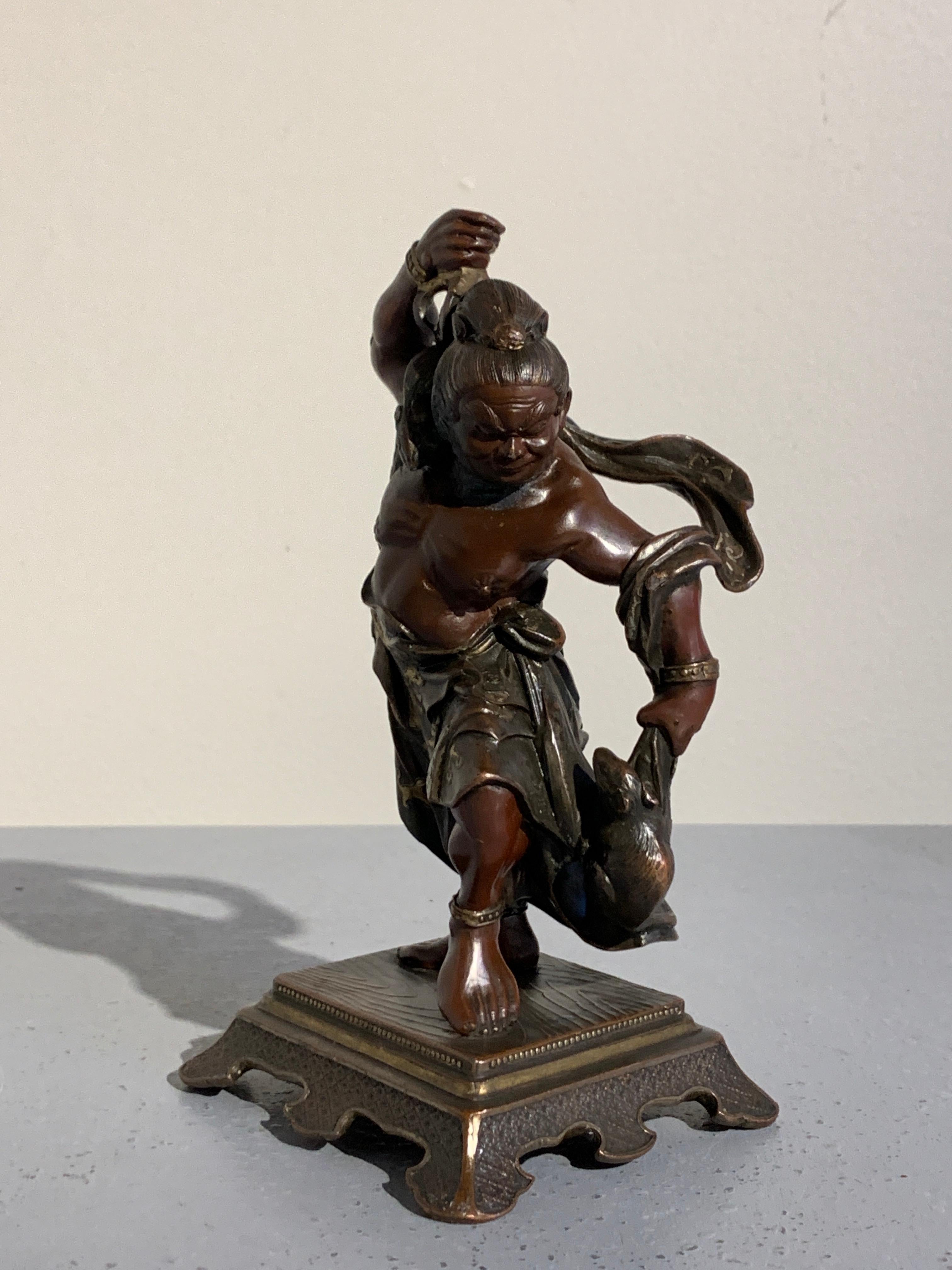 Pair of Japanese Cast Bronze Figures of Niō, Meiji Period, Late 19th Century For Sale 6